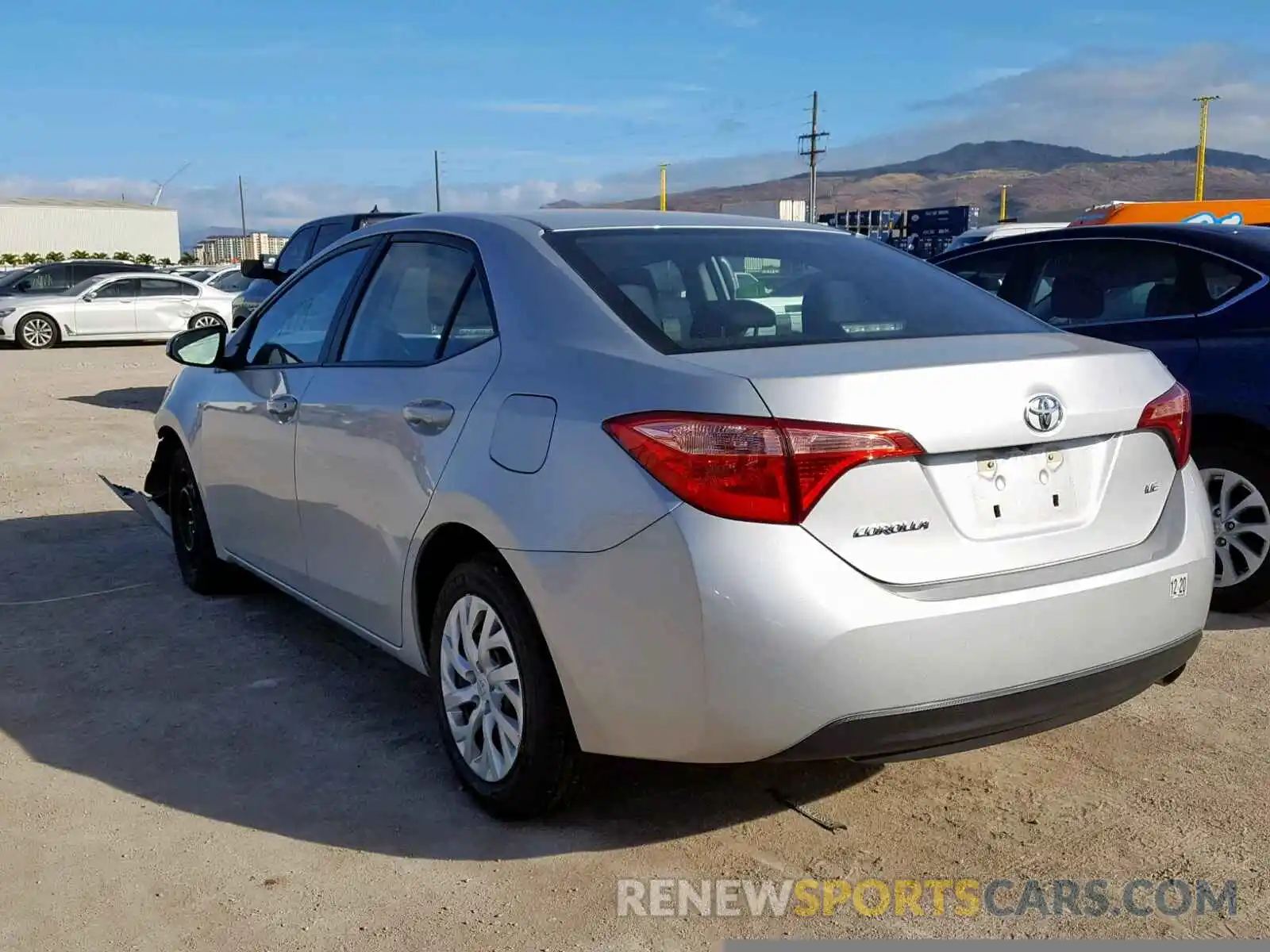 3 Photograph of a damaged car 5YFBURHE4KP903617 TOYOTA COROLLA 2019