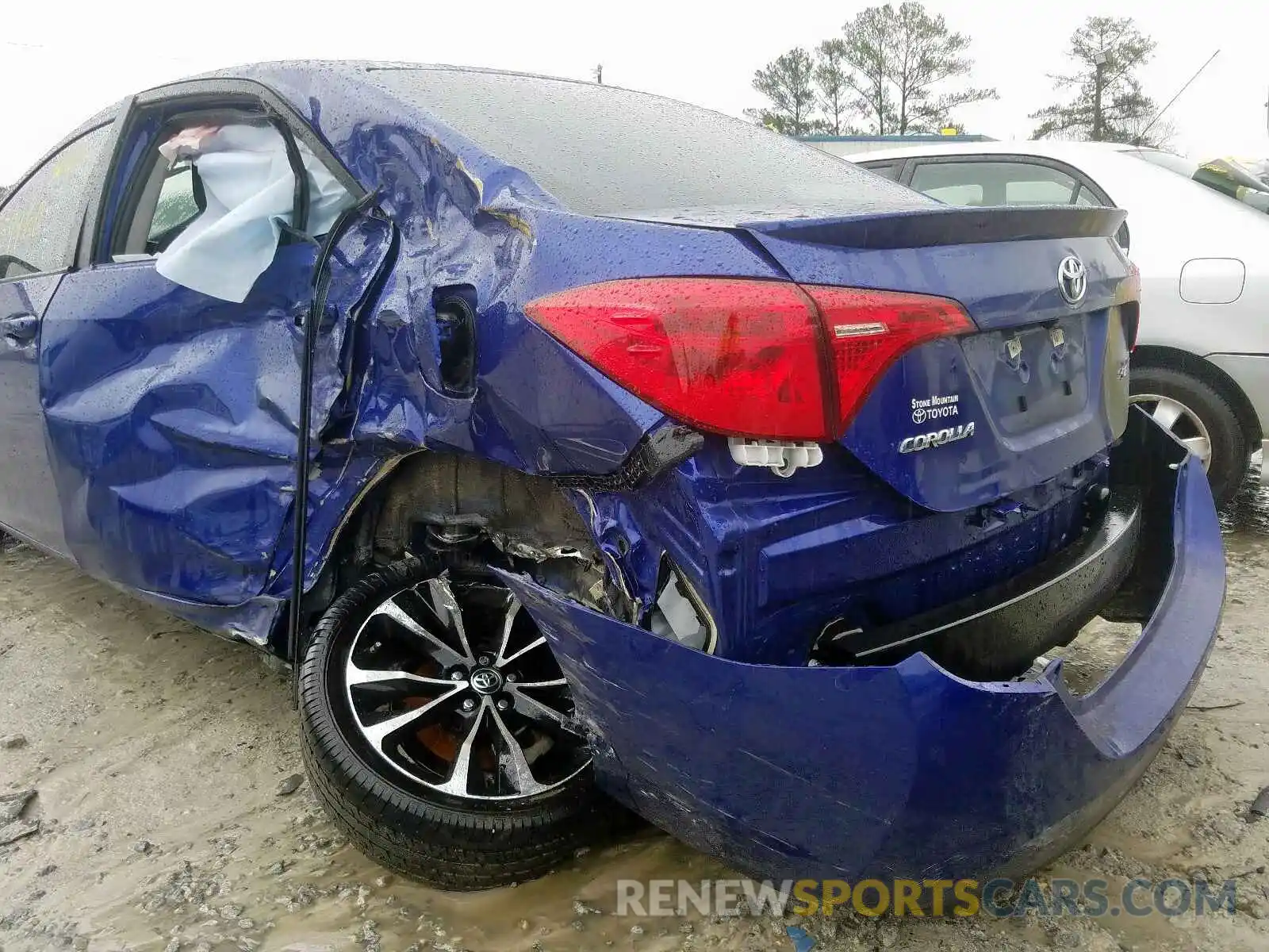 9 Photograph of a damaged car 5YFBURHE4KP904217 TOYOTA COROLLA 2019