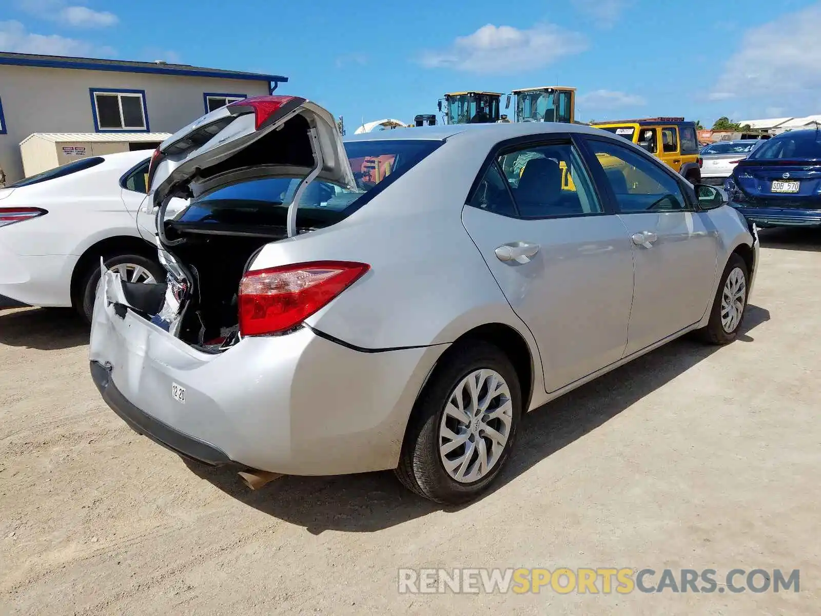 4 Photograph of a damaged car 5YFBURHE4KP904539 TOYOTA COROLLA 2019