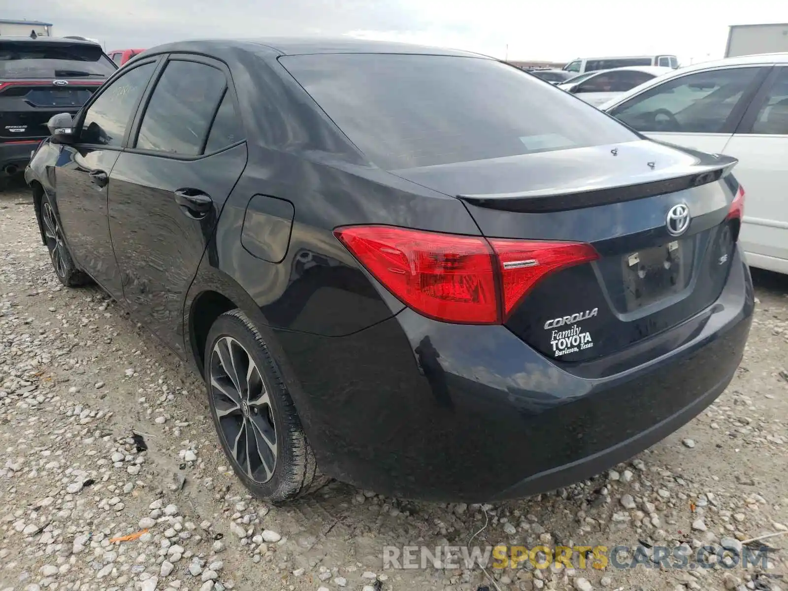 3 Photograph of a damaged car 5YFBURHE4KP904573 TOYOTA COROLLA 2019