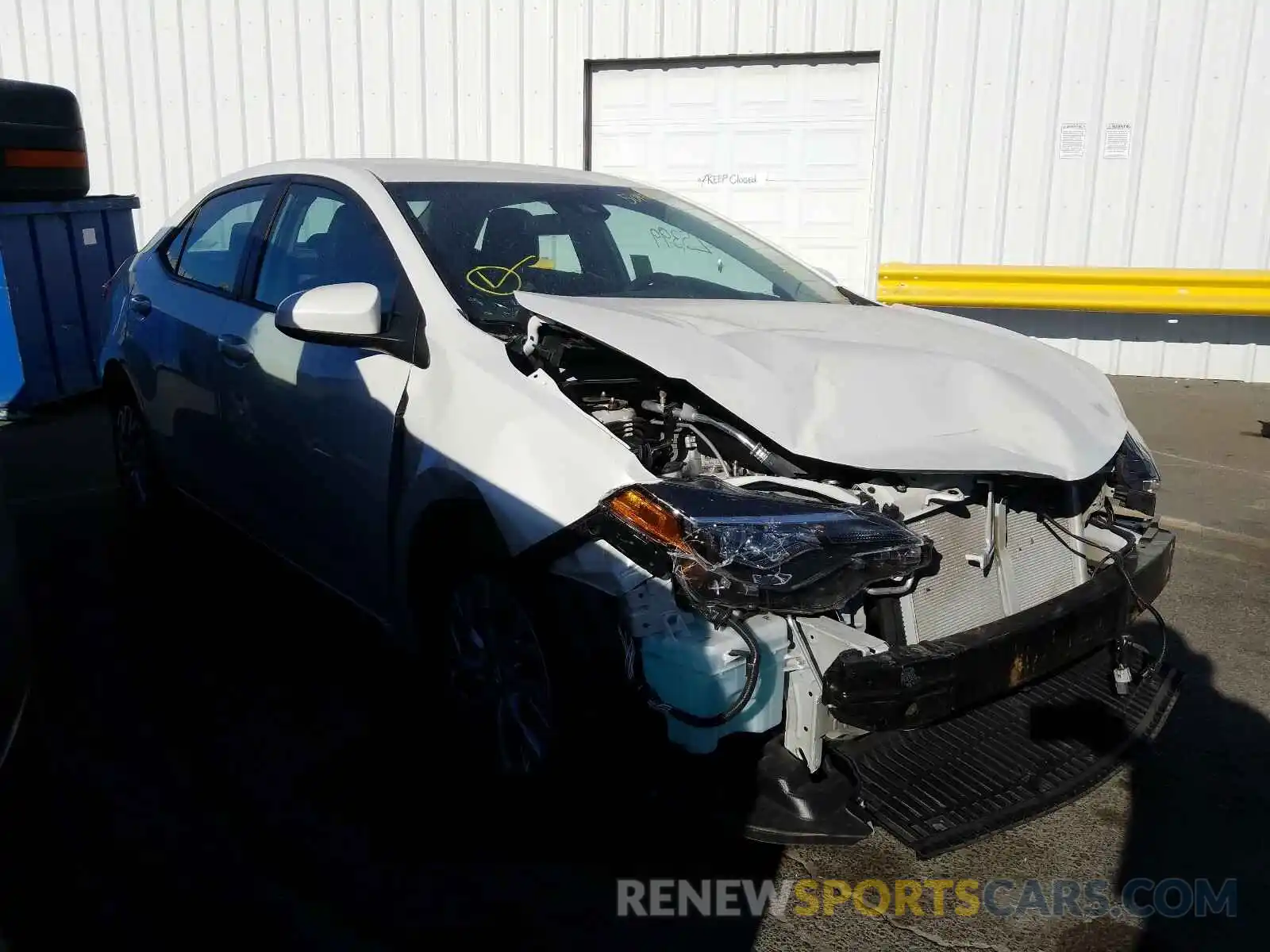 1 Photograph of a damaged car 5YFBURHE4KP904590 TOYOTA COROLLA 2019