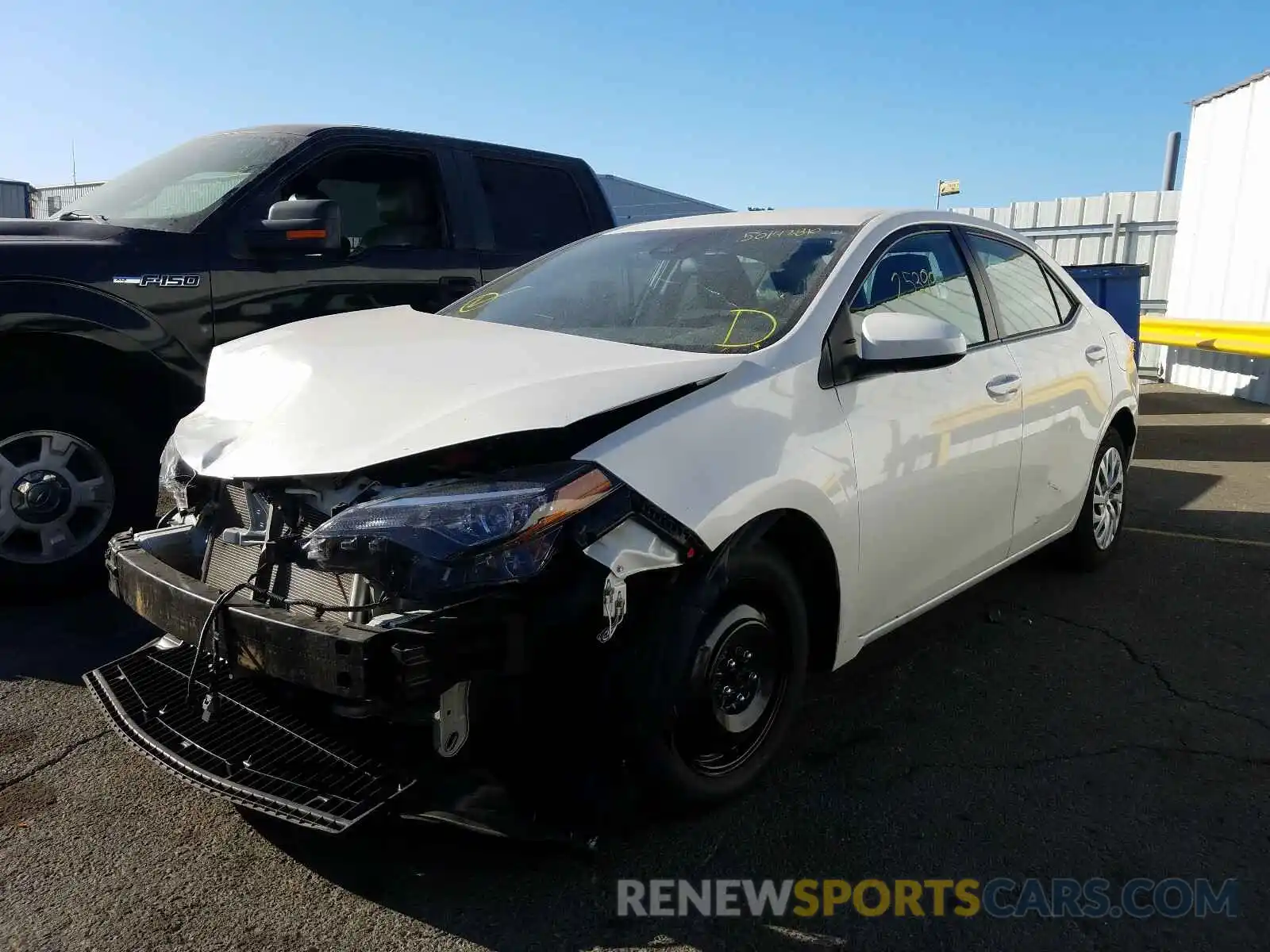 2 Photograph of a damaged car 5YFBURHE4KP904590 TOYOTA COROLLA 2019