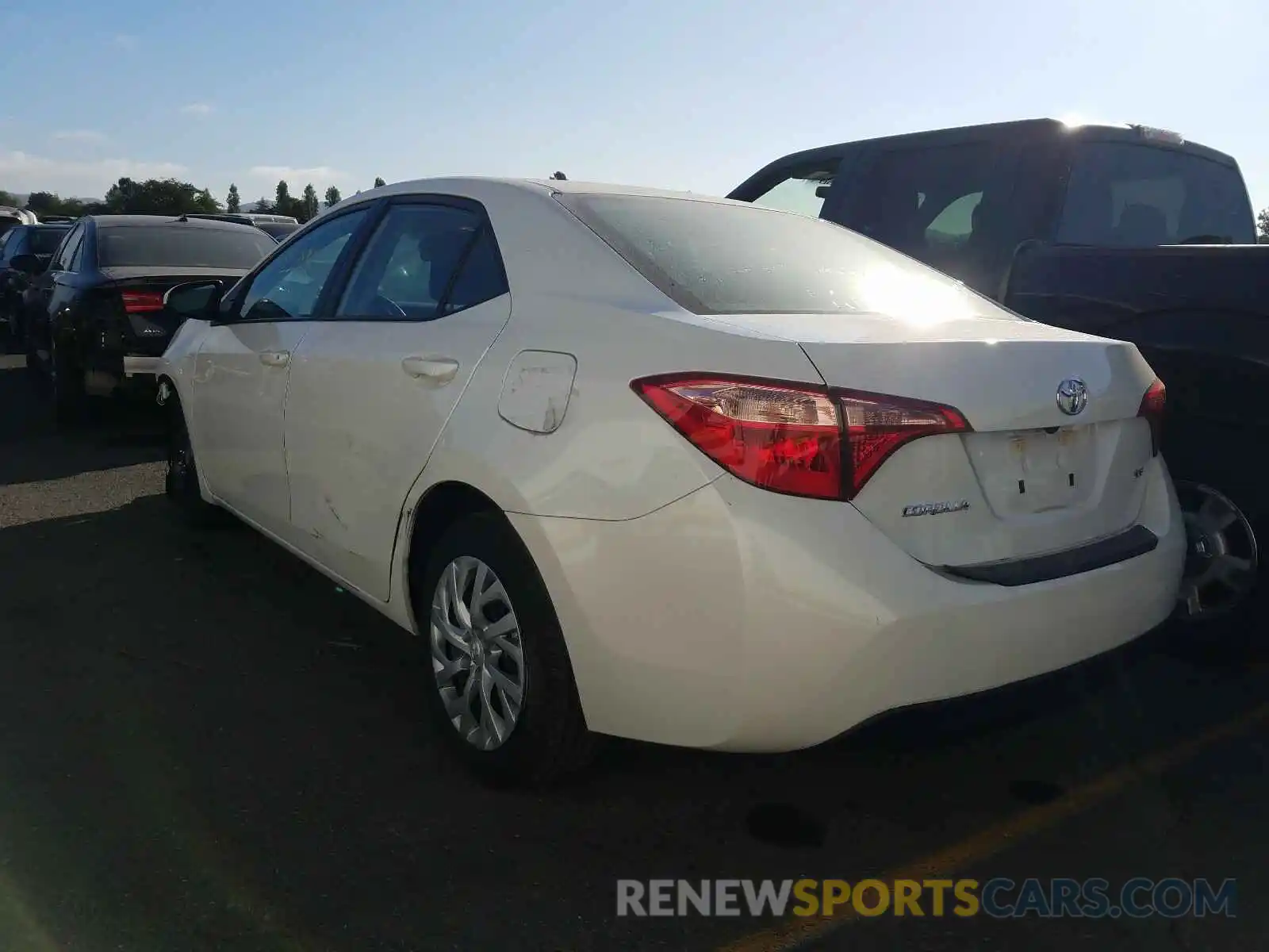 3 Photograph of a damaged car 5YFBURHE4KP904590 TOYOTA COROLLA 2019