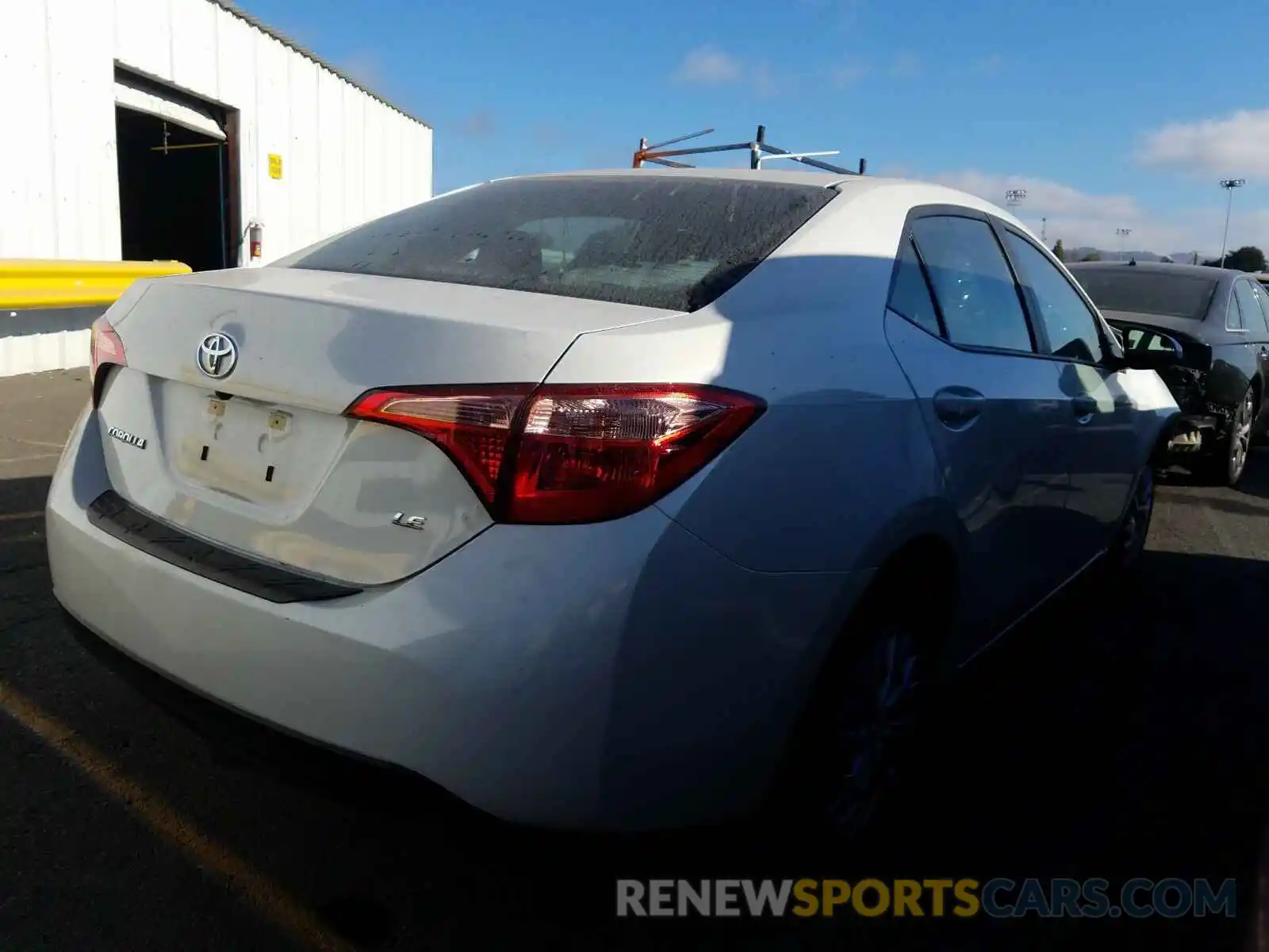 4 Photograph of a damaged car 5YFBURHE4KP904590 TOYOTA COROLLA 2019