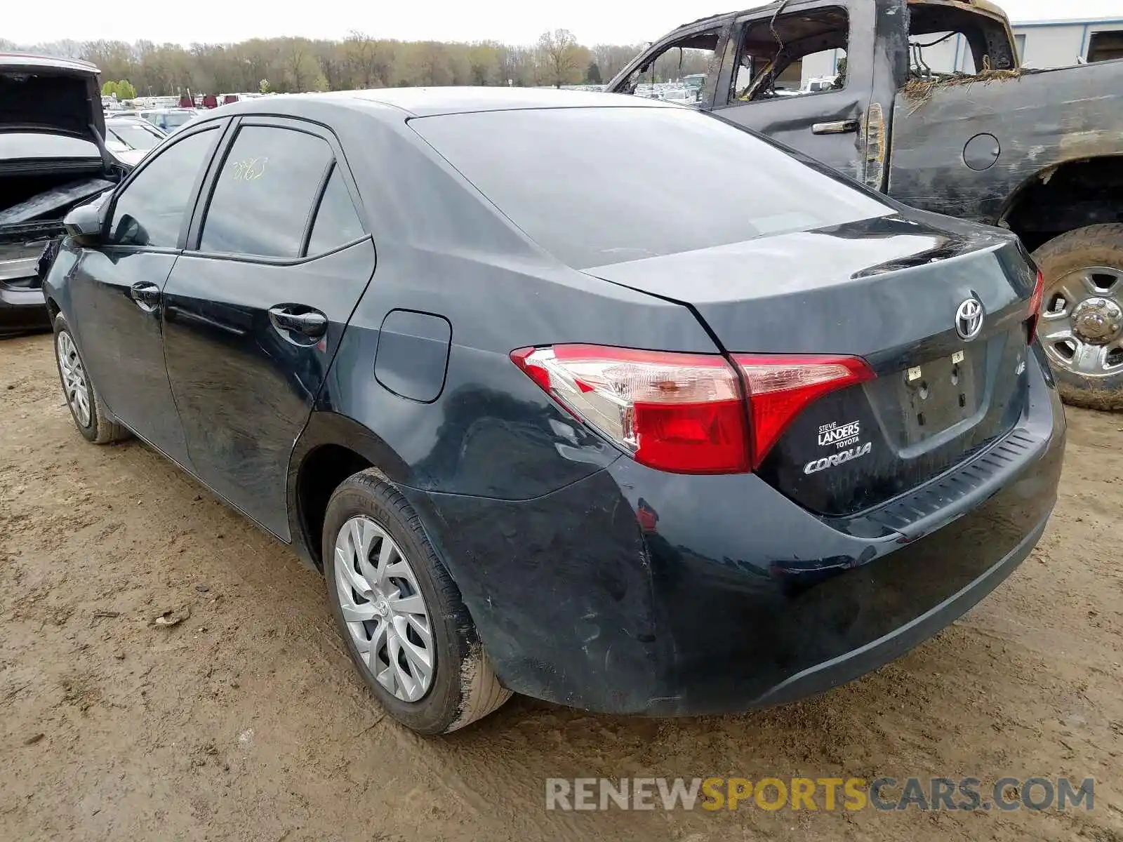 3 Photograph of a damaged car 5YFBURHE4KP906744 TOYOTA COROLLA 2019