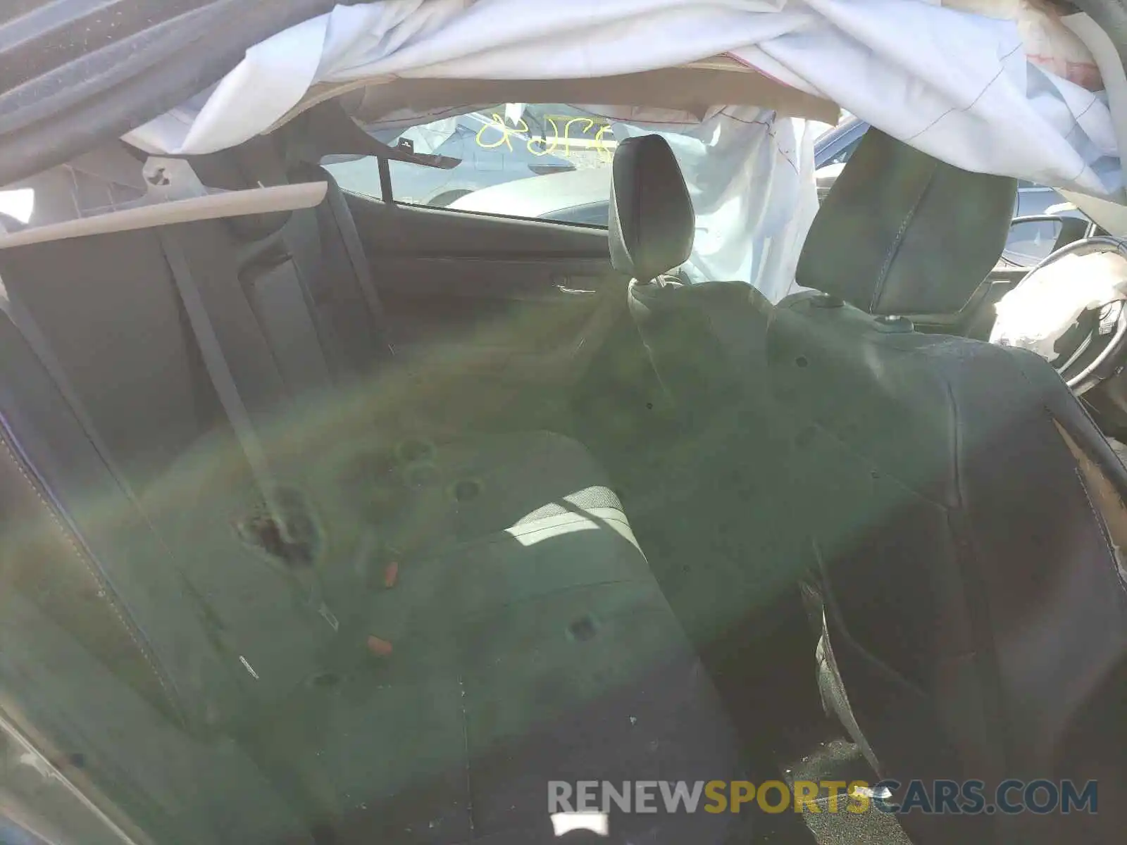 6 Photograph of a damaged car 5YFBURHE4KP907635 TOYOTA COROLLA 2019