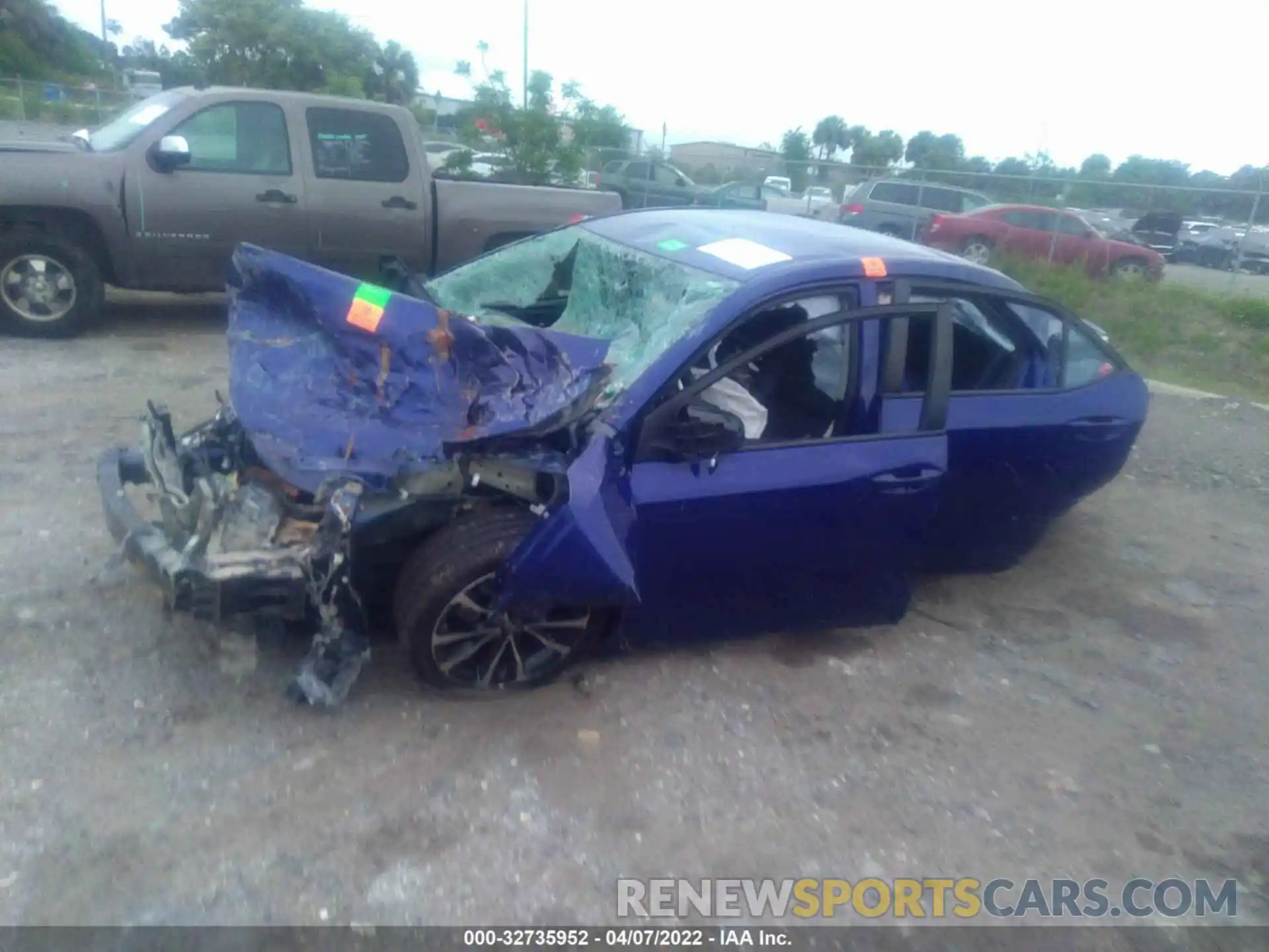 4 Photograph of a damaged car 5YFBURHE4KP907943 TOYOTA COROLLA 2019