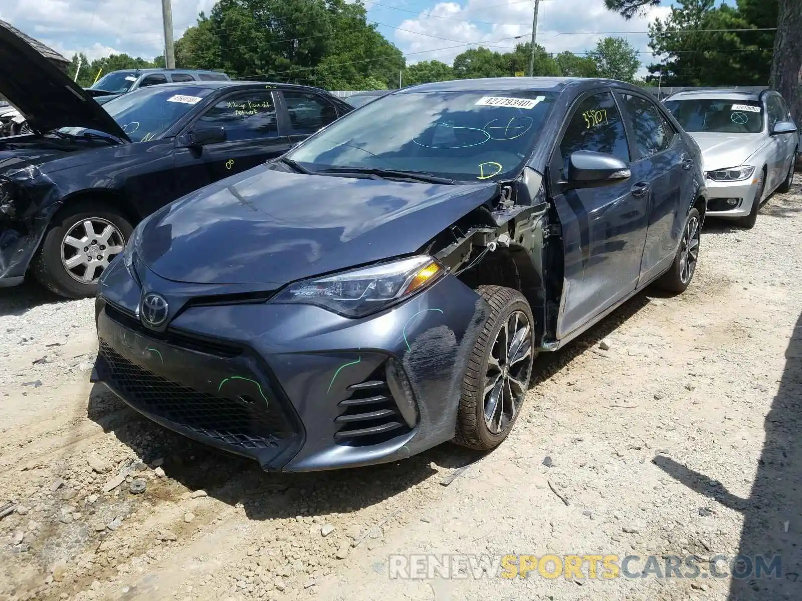 2 Photograph of a damaged car 5YFBURHE4KP908106 TOYOTA COROLLA 2019