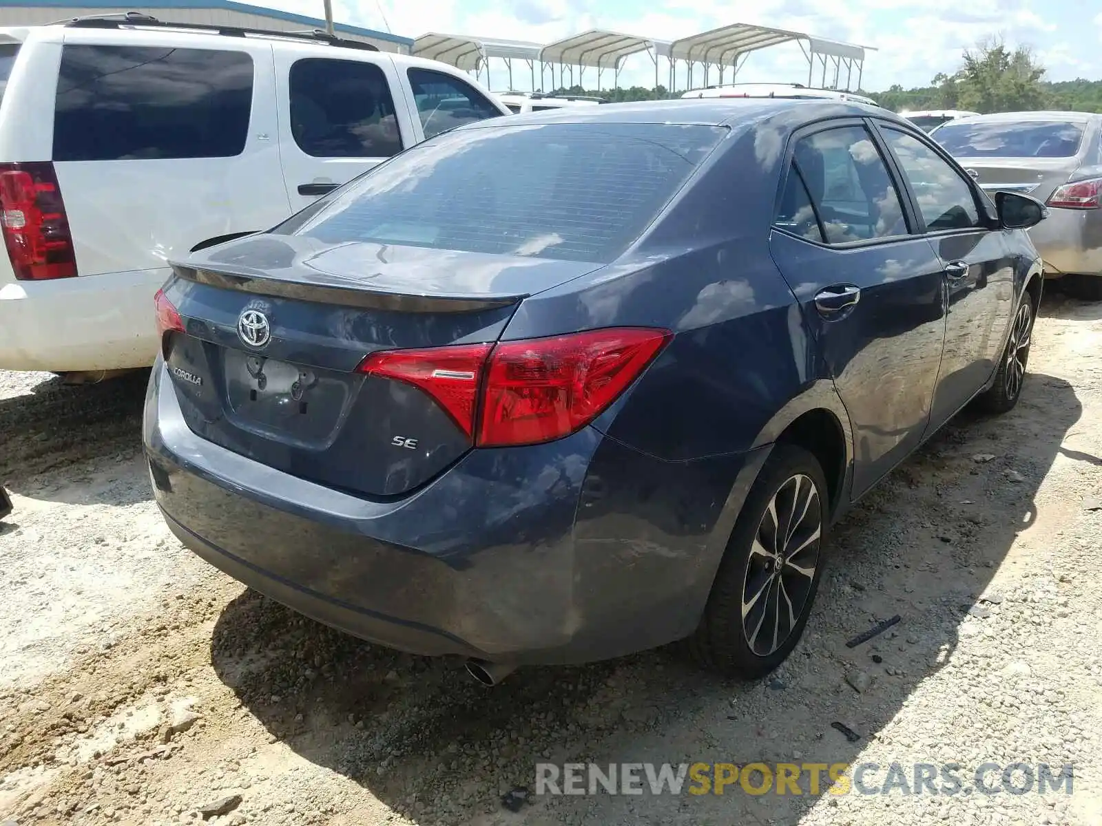 4 Photograph of a damaged car 5YFBURHE4KP908106 TOYOTA COROLLA 2019