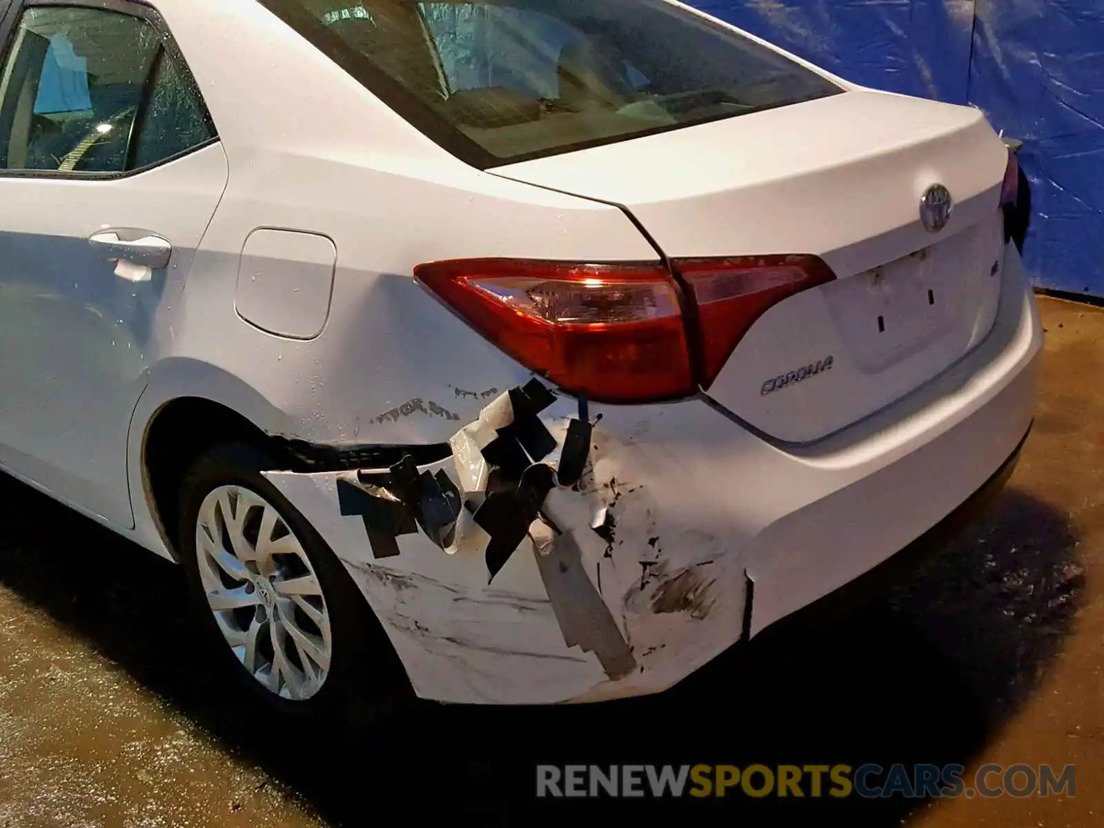 9 Photograph of a damaged car 5YFBURHE4KP908154 TOYOTA COROLLA 2019