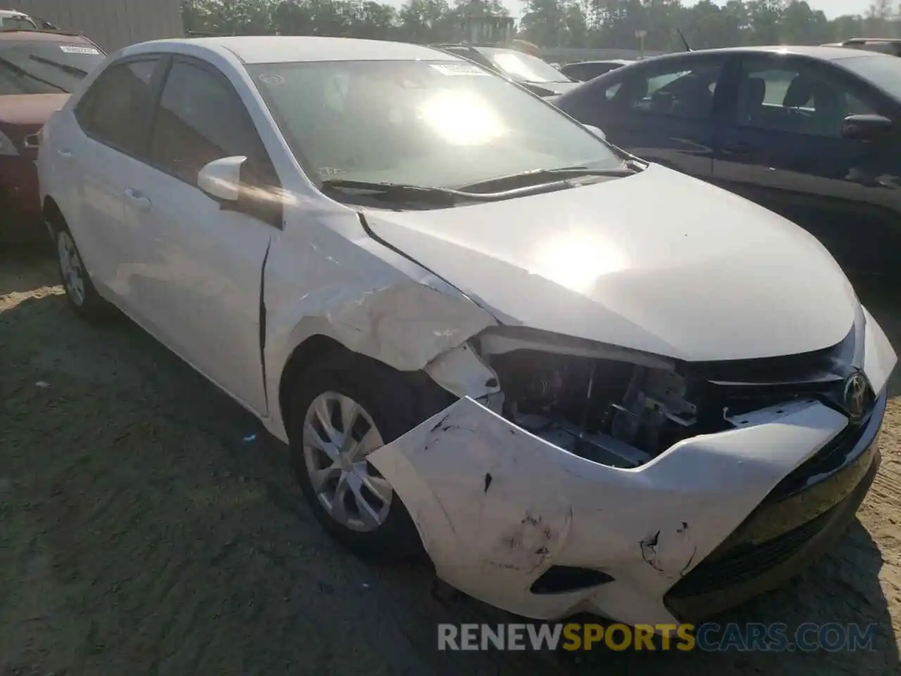 1 Photograph of a damaged car 5YFBURHE4KP908185 TOYOTA COROLLA 2019