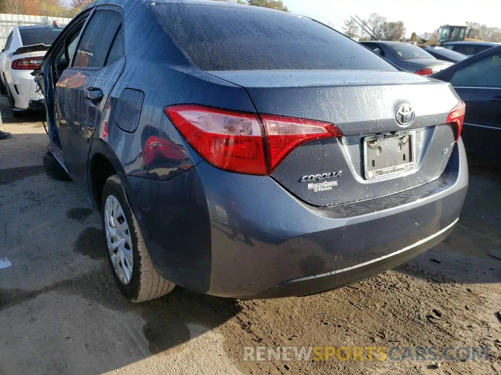 3 Photograph of a damaged car 5YFBURHE4KP909269 TOYOTA COROLLA 2019