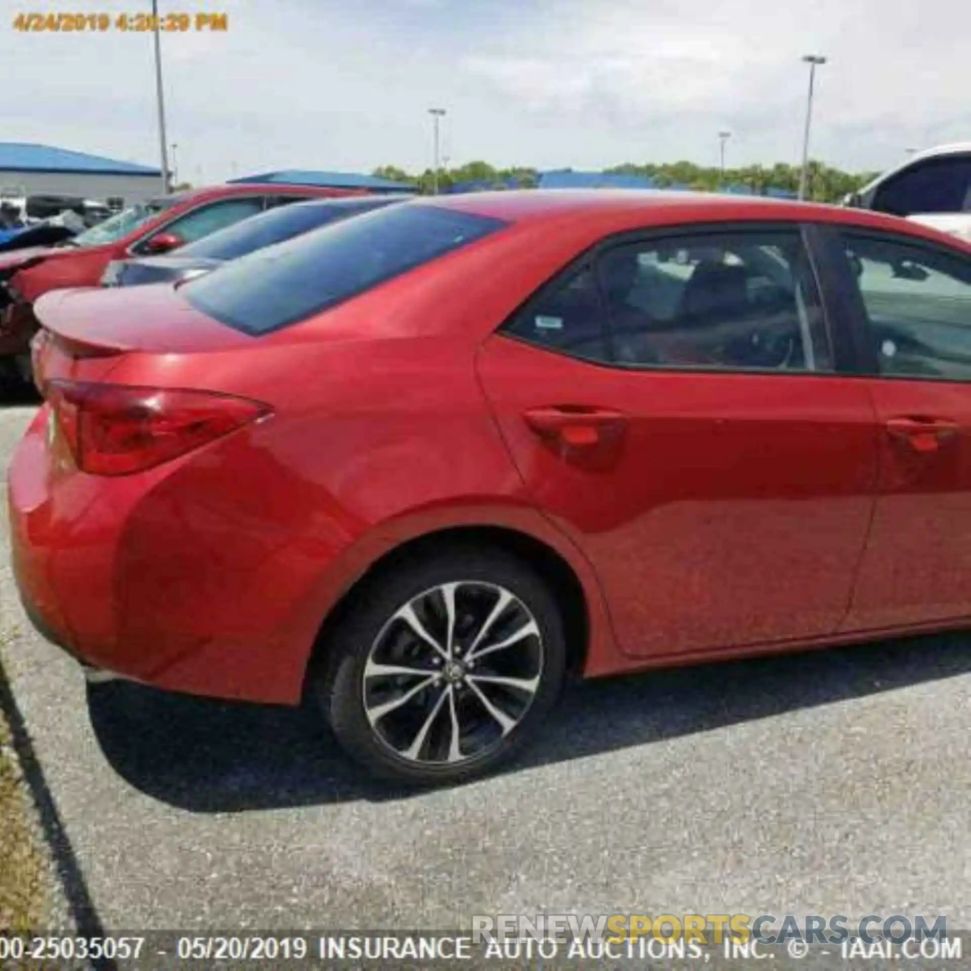 4 Photograph of a damaged car 5YFBURHE4KP910079 TOYOTA COROLLA 2019