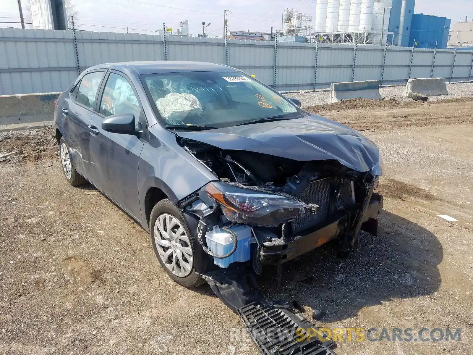 1 Photograph of a damaged car 5YFBURHE4KP910454 TOYOTA COROLLA 2019