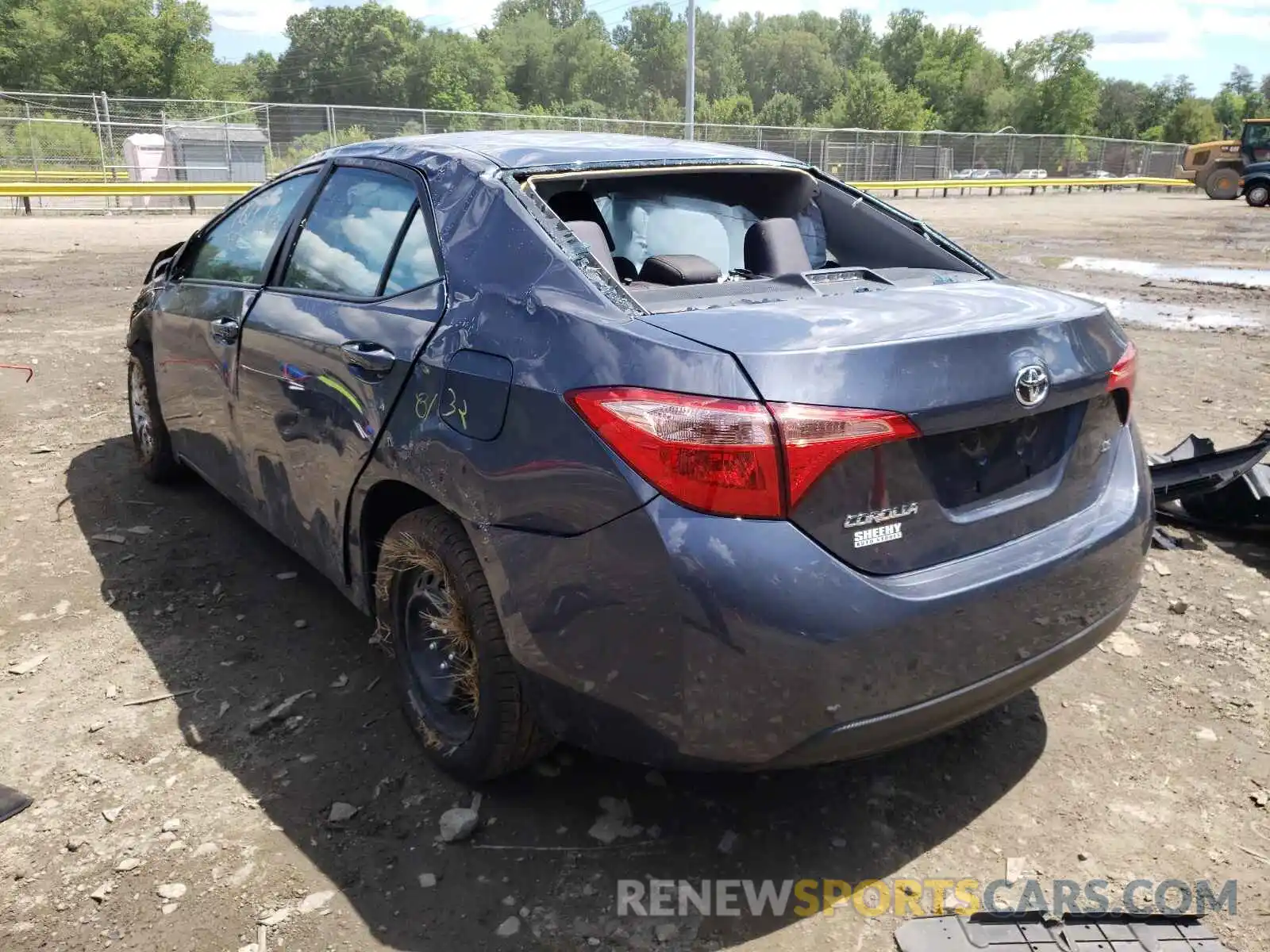 3 Photograph of a damaged car 5YFBURHE4KP911183 TOYOTA COROLLA 2019