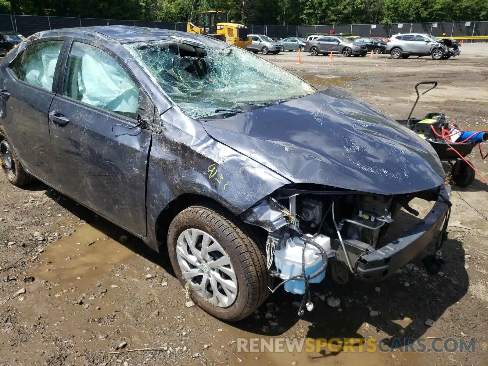 9 Photograph of a damaged car 5YFBURHE4KP911183 TOYOTA COROLLA 2019