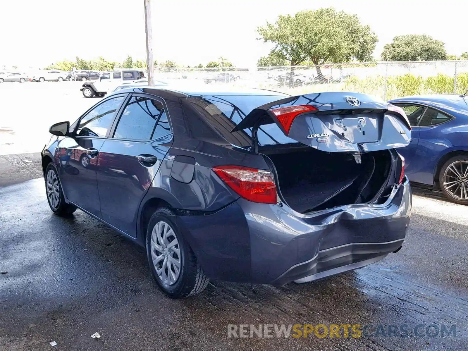 3 Photograph of a damaged car 5YFBURHE4KP911409 TOYOTA COROLLA 2019