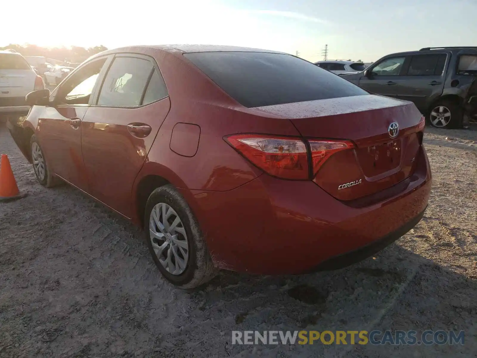 3 Photograph of a damaged car 5YFBURHE4KP911474 TOYOTA COROLLA 2019