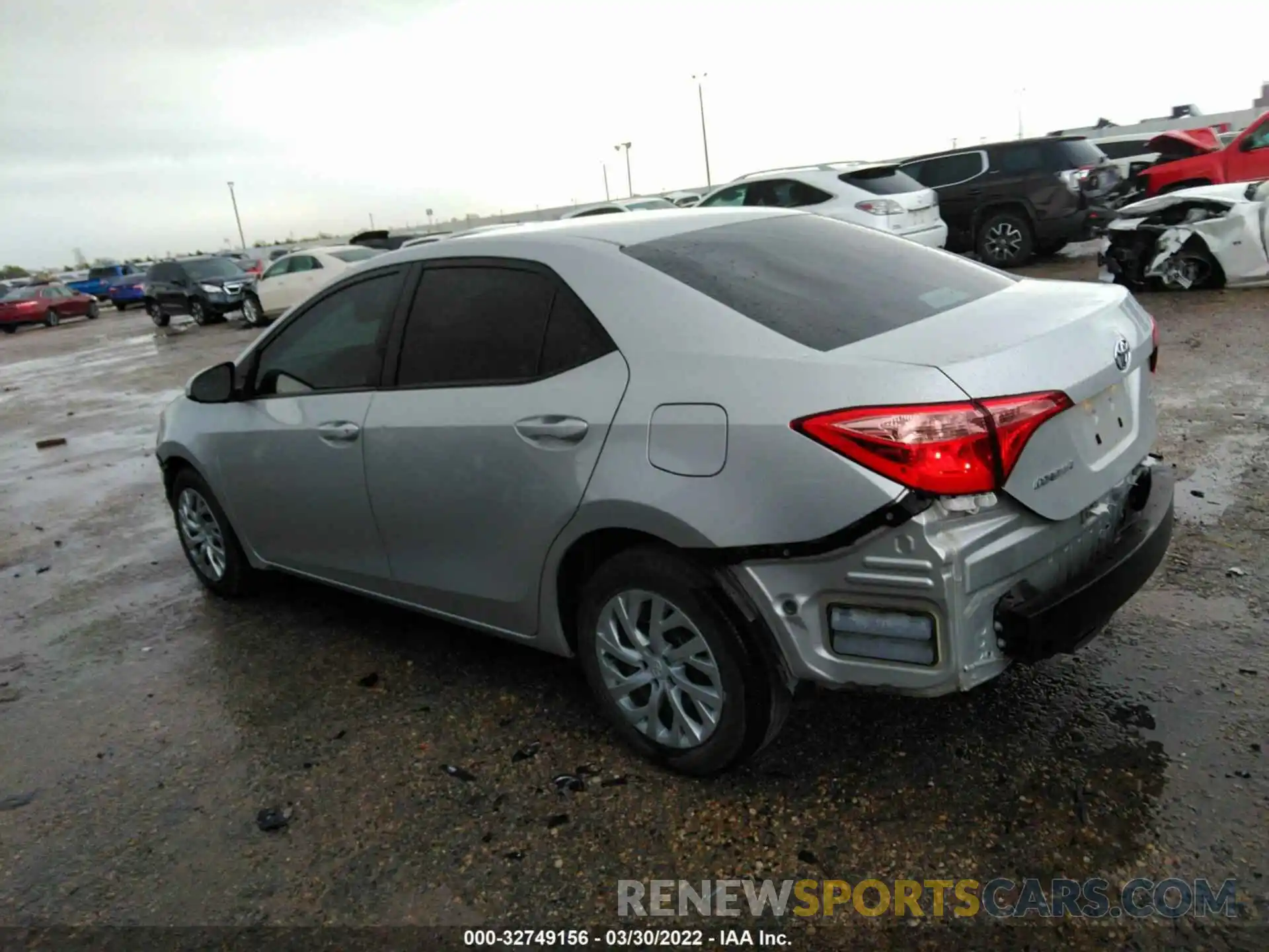 3 Photograph of a damaged car 5YFBURHE4KP912558 TOYOTA COROLLA 2019