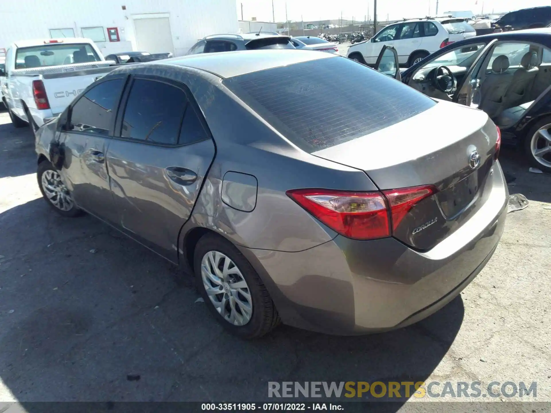 3 Photograph of a damaged car 5YFBURHE4KP913080 TOYOTA COROLLA 2019