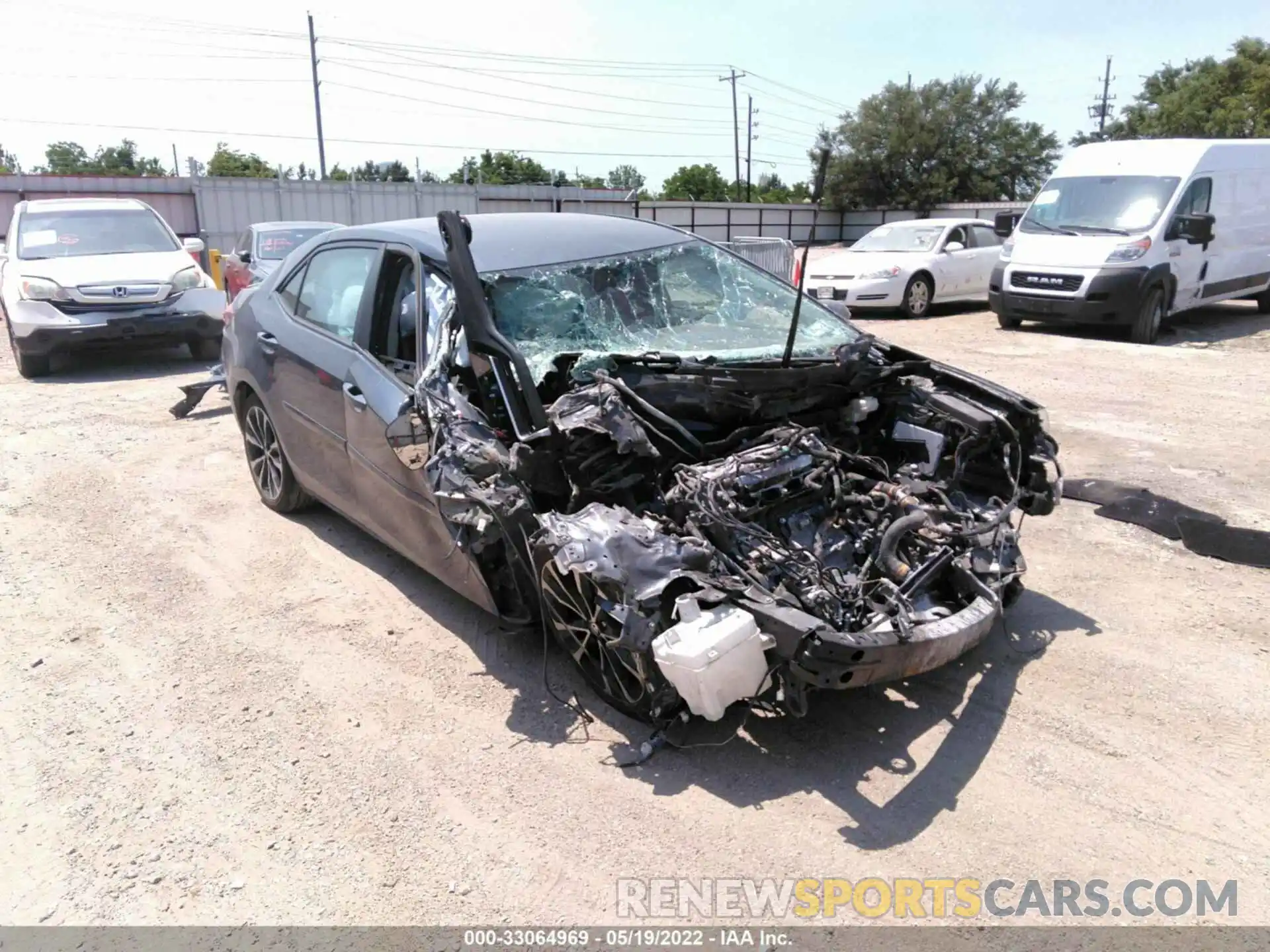 1 Photograph of a damaged car 5YFBURHE4KP913774 TOYOTA COROLLA 2019