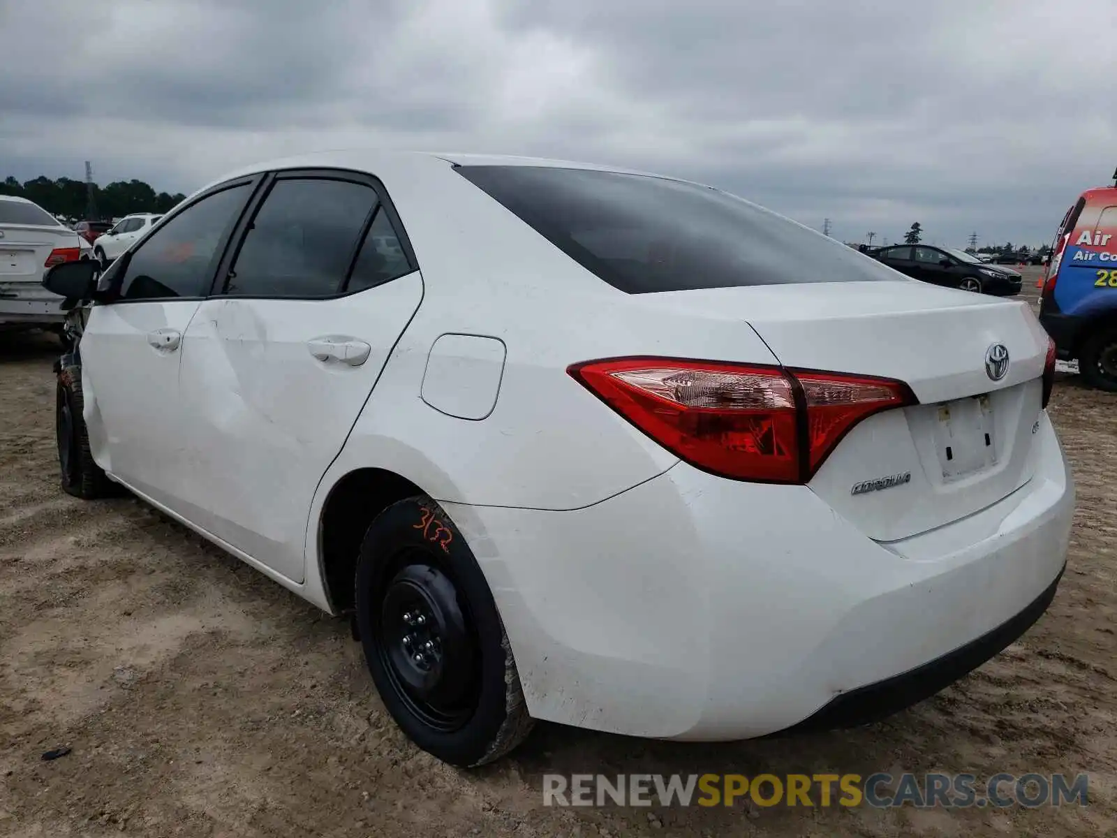 3 Photograph of a damaged car 5YFBURHE4KP913919 TOYOTA COROLLA 2019