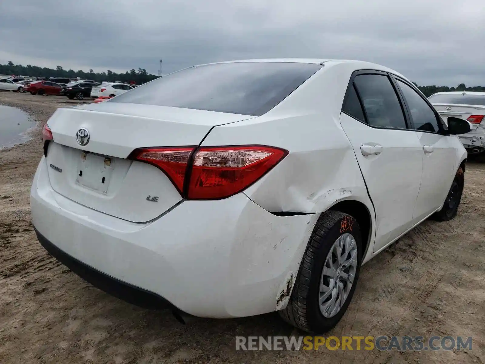 4 Photograph of a damaged car 5YFBURHE4KP913919 TOYOTA COROLLA 2019