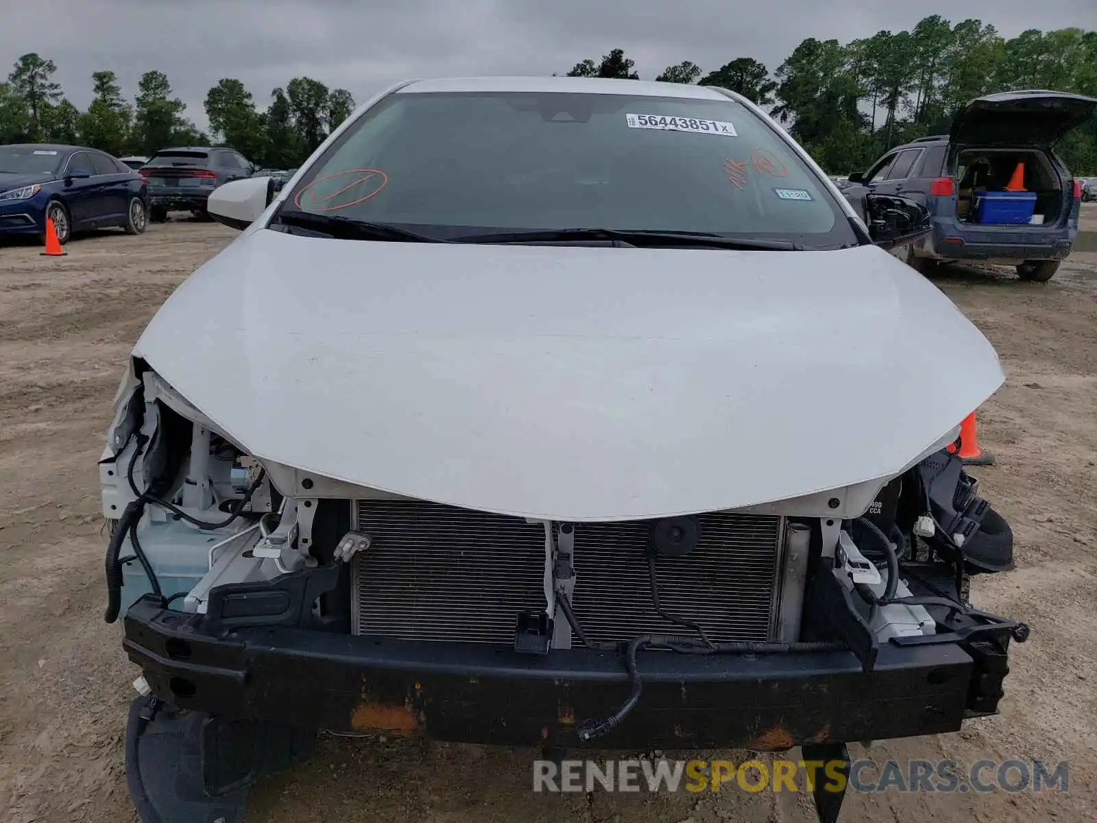 9 Photograph of a damaged car 5YFBURHE4KP913919 TOYOTA COROLLA 2019