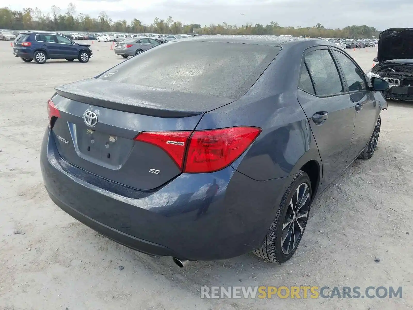 4 Photograph of a damaged car 5YFBURHE4KP914259 TOYOTA COROLLA 2019