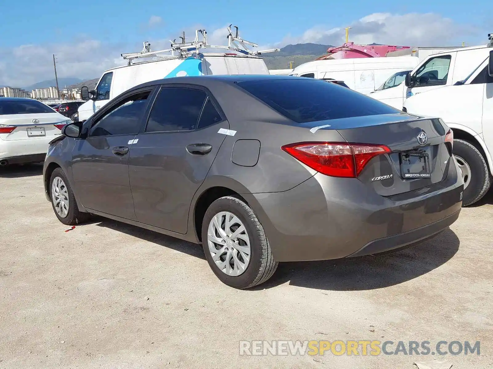 3 Photograph of a damaged car 5YFBURHE4KP915430 TOYOTA COROLLA 2019