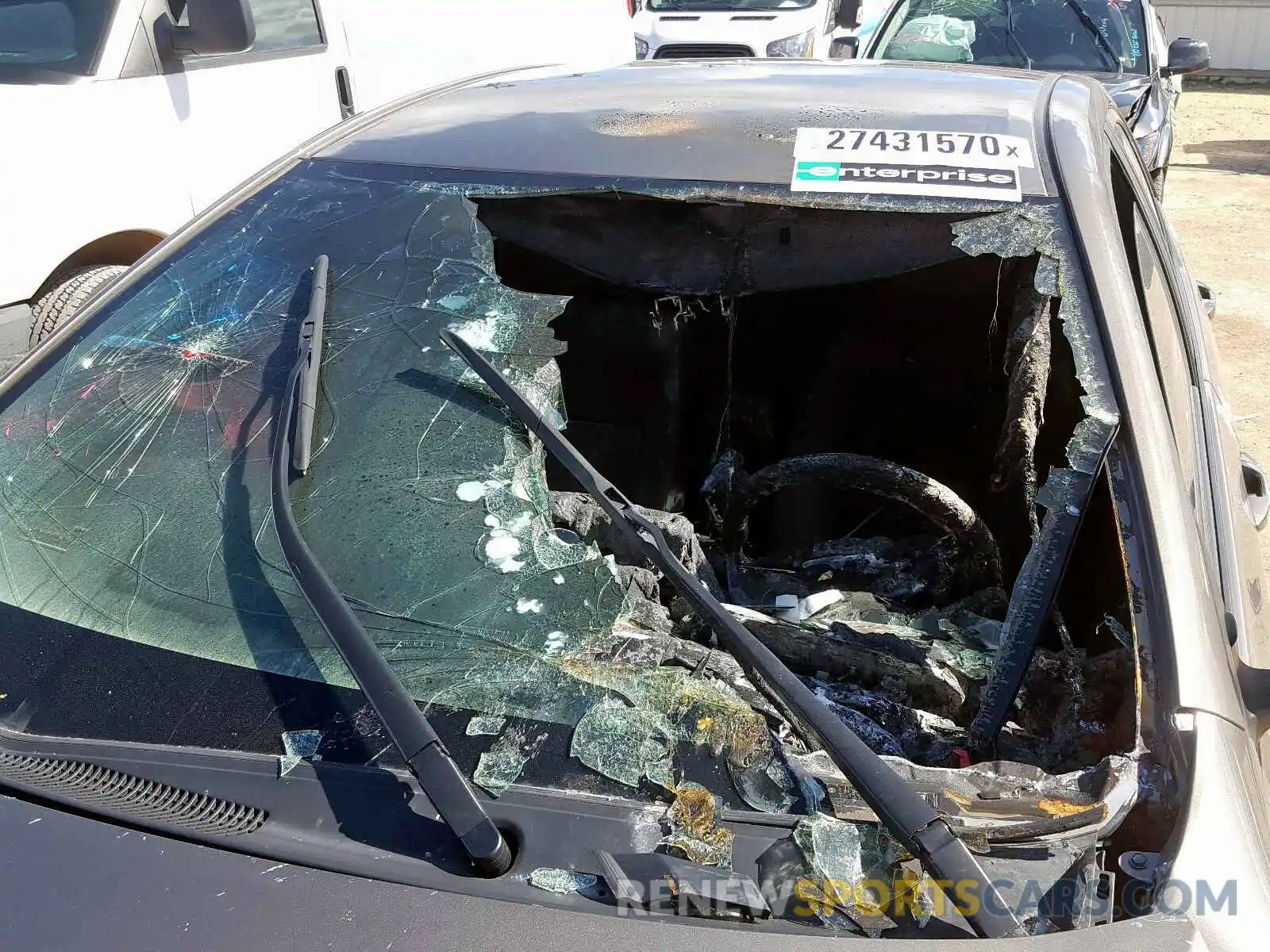 9 Photograph of a damaged car 5YFBURHE4KP915430 TOYOTA COROLLA 2019