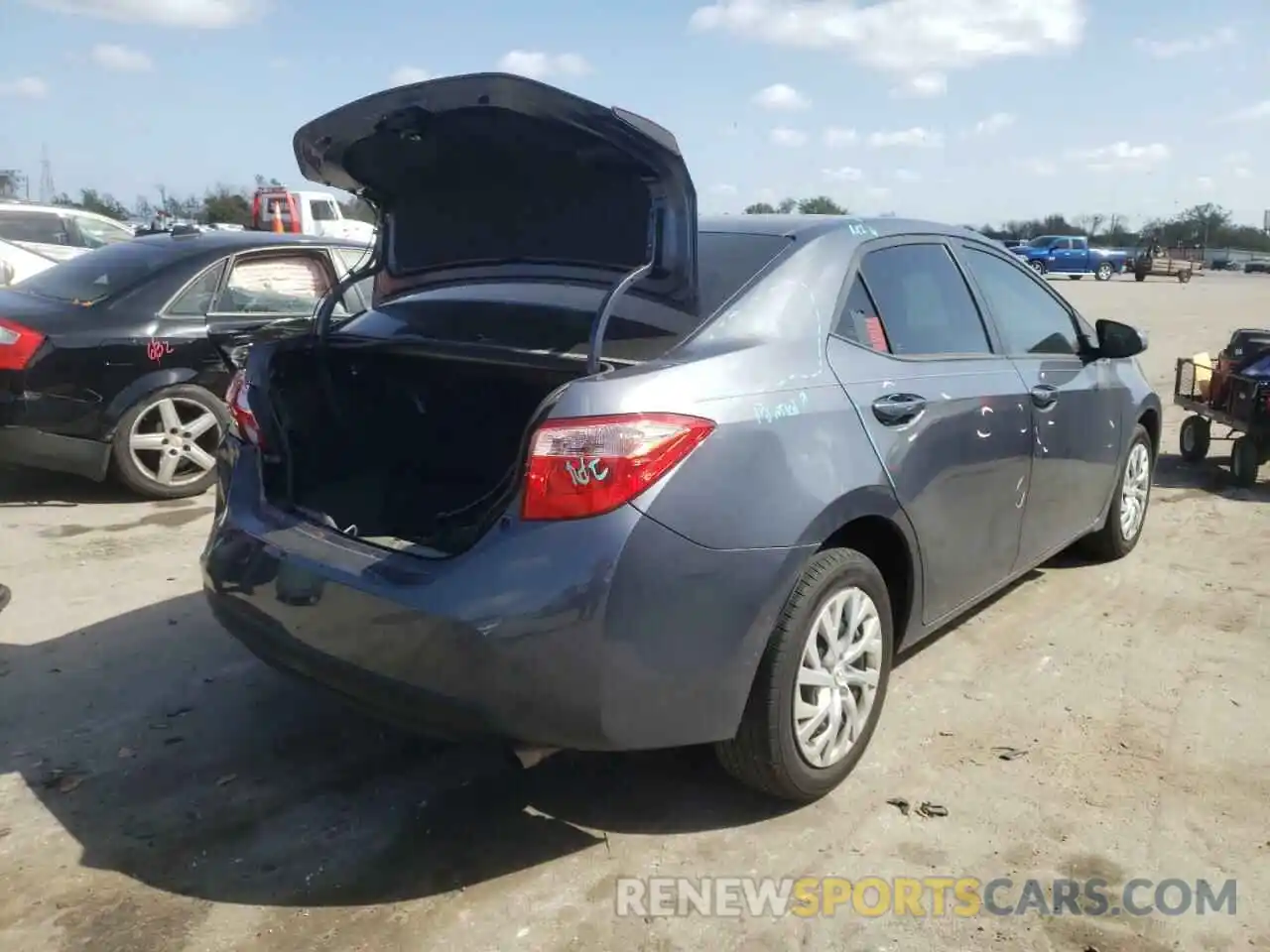 4 Photograph of a damaged car 5YFBURHE4KP915542 TOYOTA COROLLA 2019