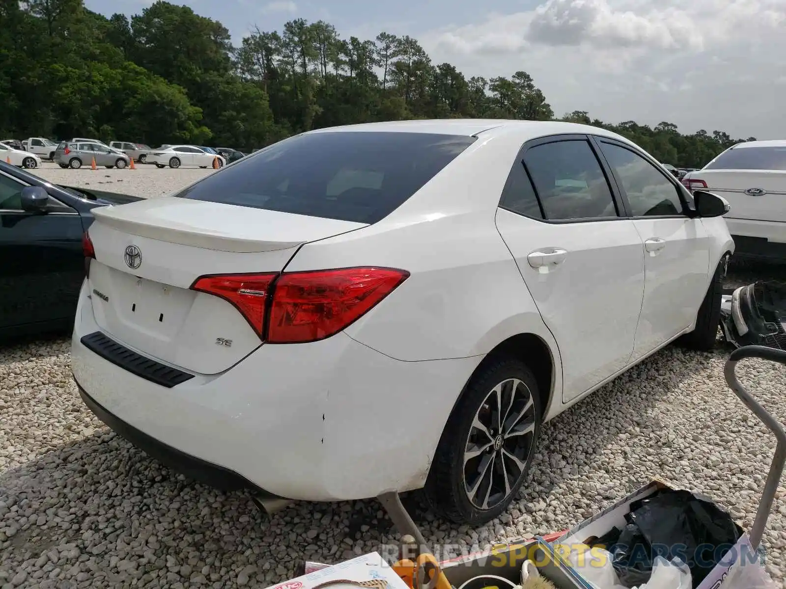 4 Photograph of a damaged car 5YFBURHE4KP915850 TOYOTA COROLLA 2019