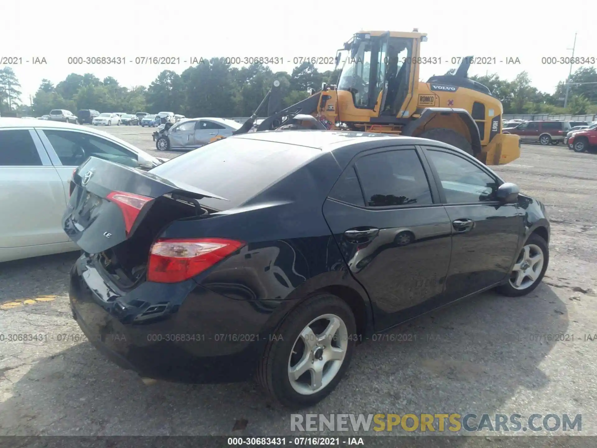 4 Photograph of a damaged car 5YFBURHE4KP916013 TOYOTA COROLLA 2019