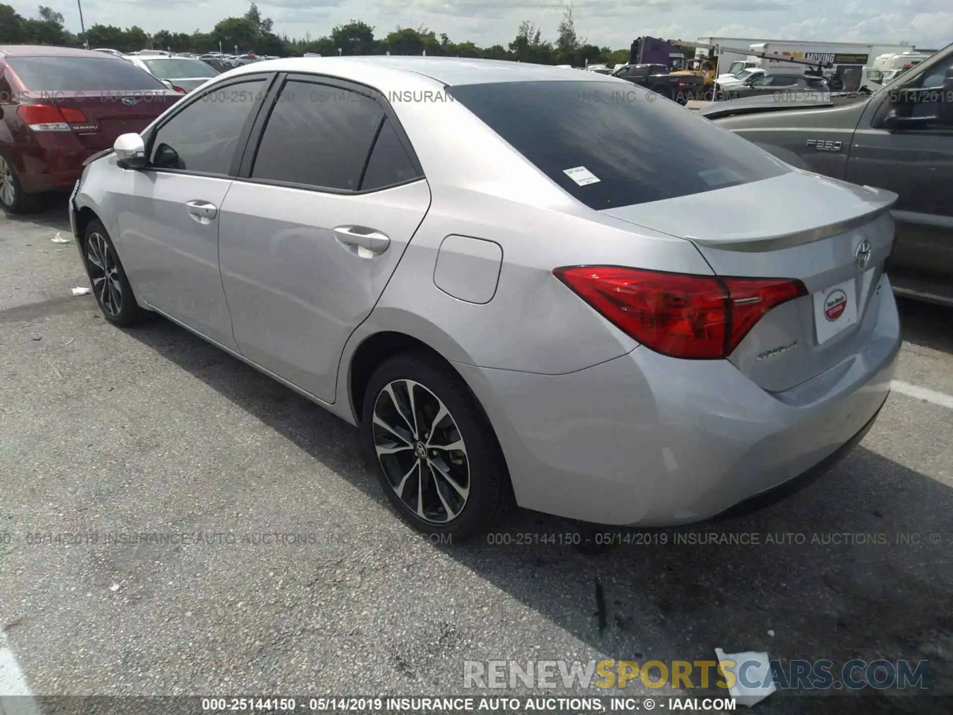 3 Photograph of a damaged car 5YFBURHE4KP916027 TOYOTA COROLLA 2019