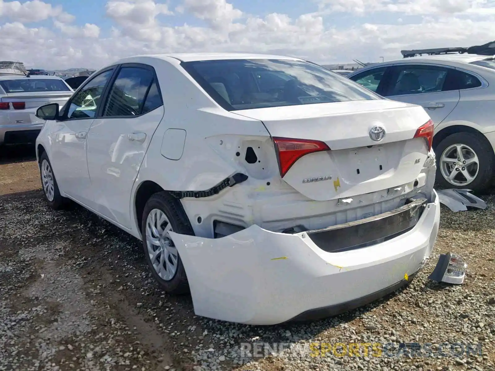 3 Photograph of a damaged car 5YFBURHE4KP917727 TOYOTA COROLLA 2019