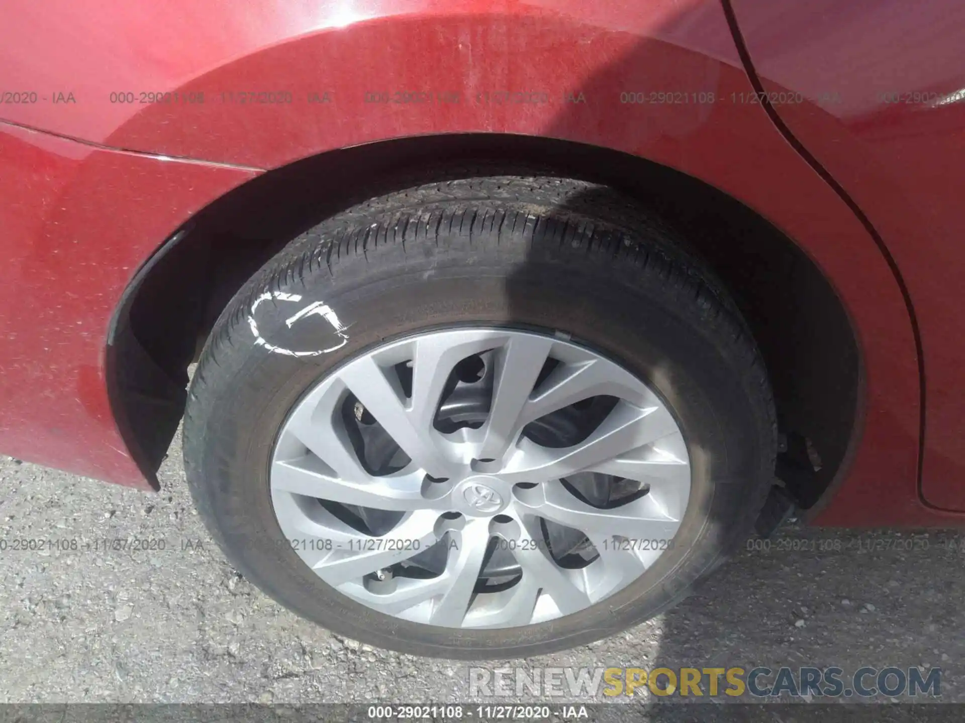 15 Photograph of a damaged car 5YFBURHE4KP917923 TOYOTA COROLLA 2019