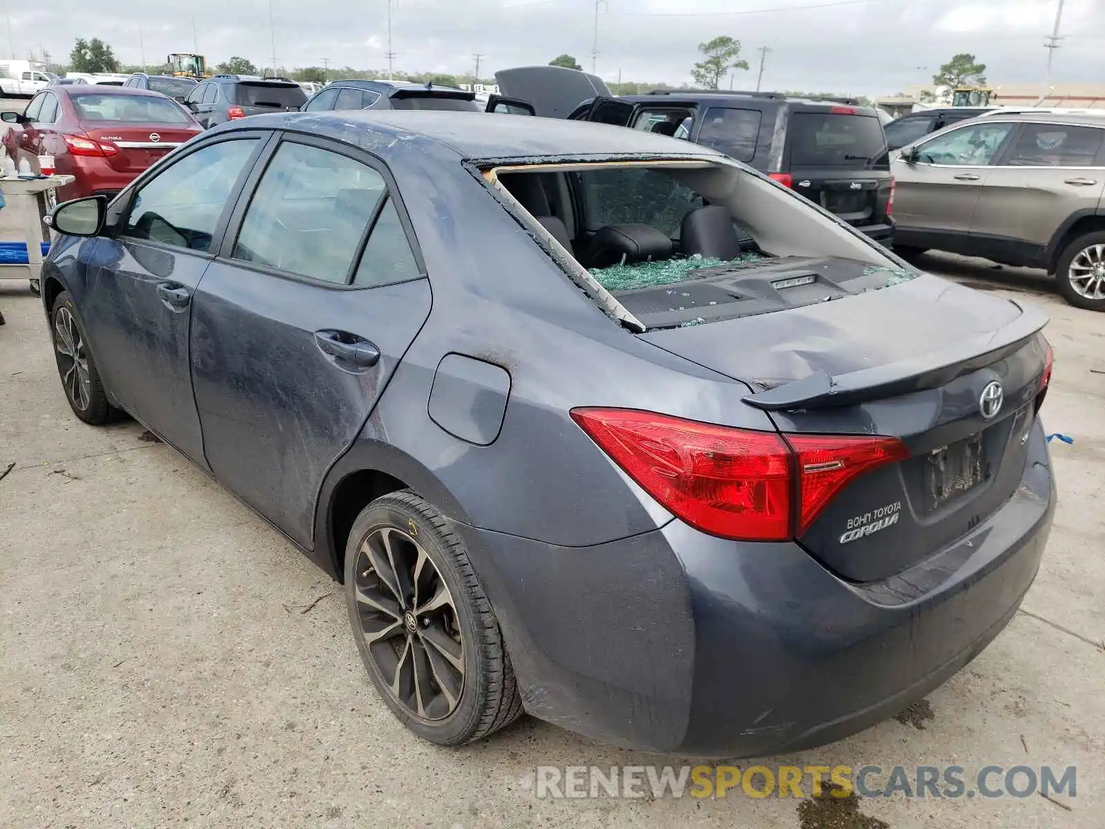 3 Photograph of a damaged car 5YFBURHE4KP918375 TOYOTA COROLLA 2019