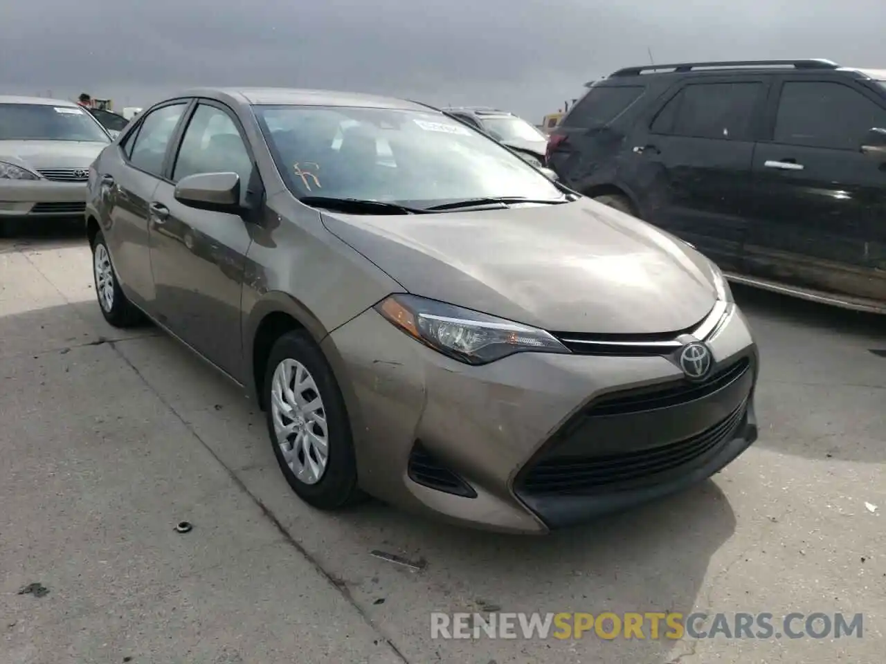 1 Photograph of a damaged car 5YFBURHE4KP919266 TOYOTA COROLLA 2019