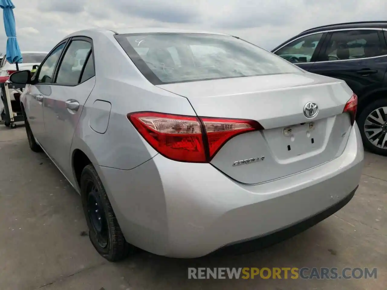 3 Photograph of a damaged car 5YFBURHE4KP920062 TOYOTA COROLLA 2019