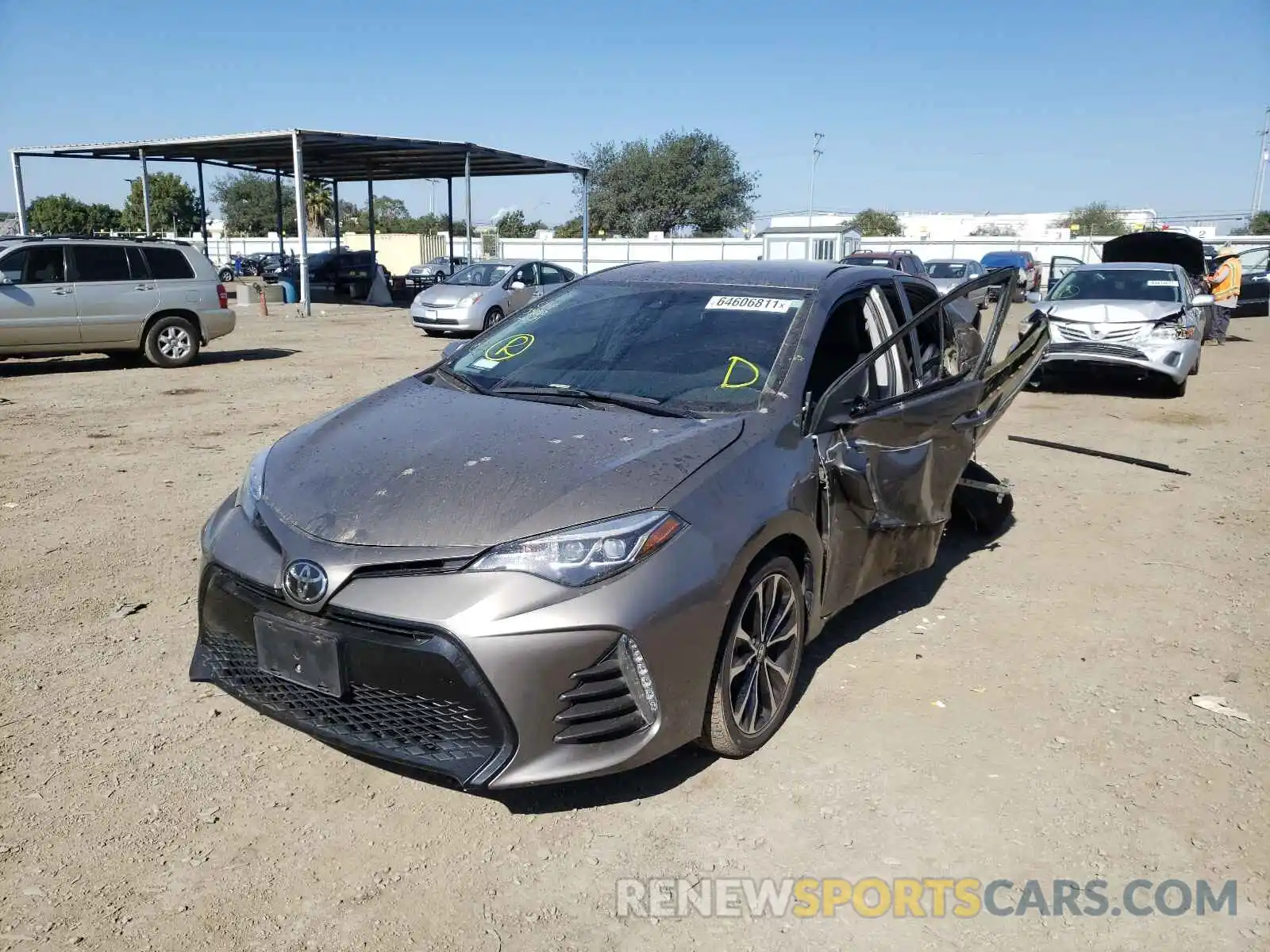 2 Photograph of a damaged car 5YFBURHE4KP920210 TOYOTA COROLLA 2019