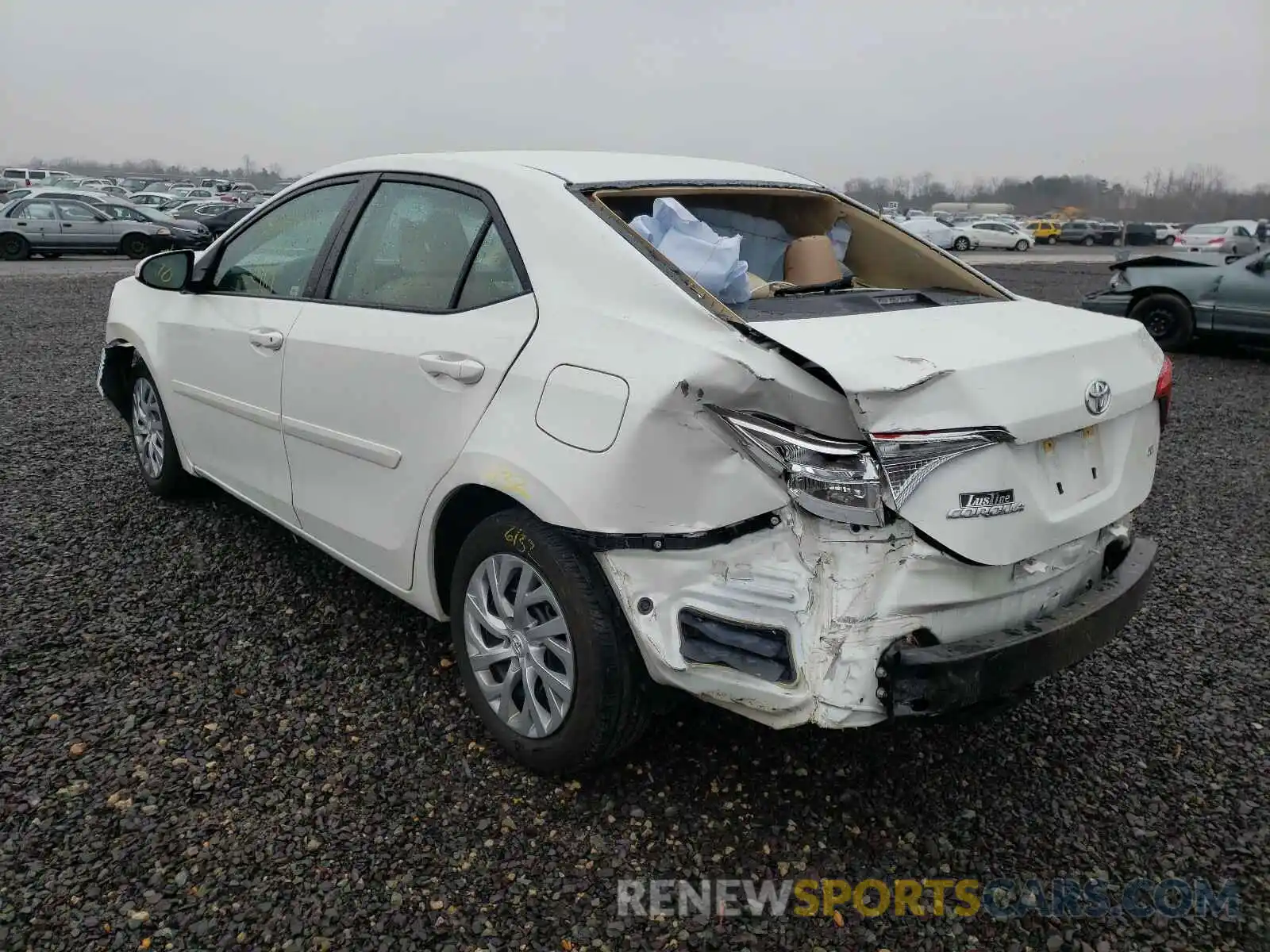 3 Photograph of a damaged car 5YFBURHE4KP920370 TOYOTA COROLLA 2019