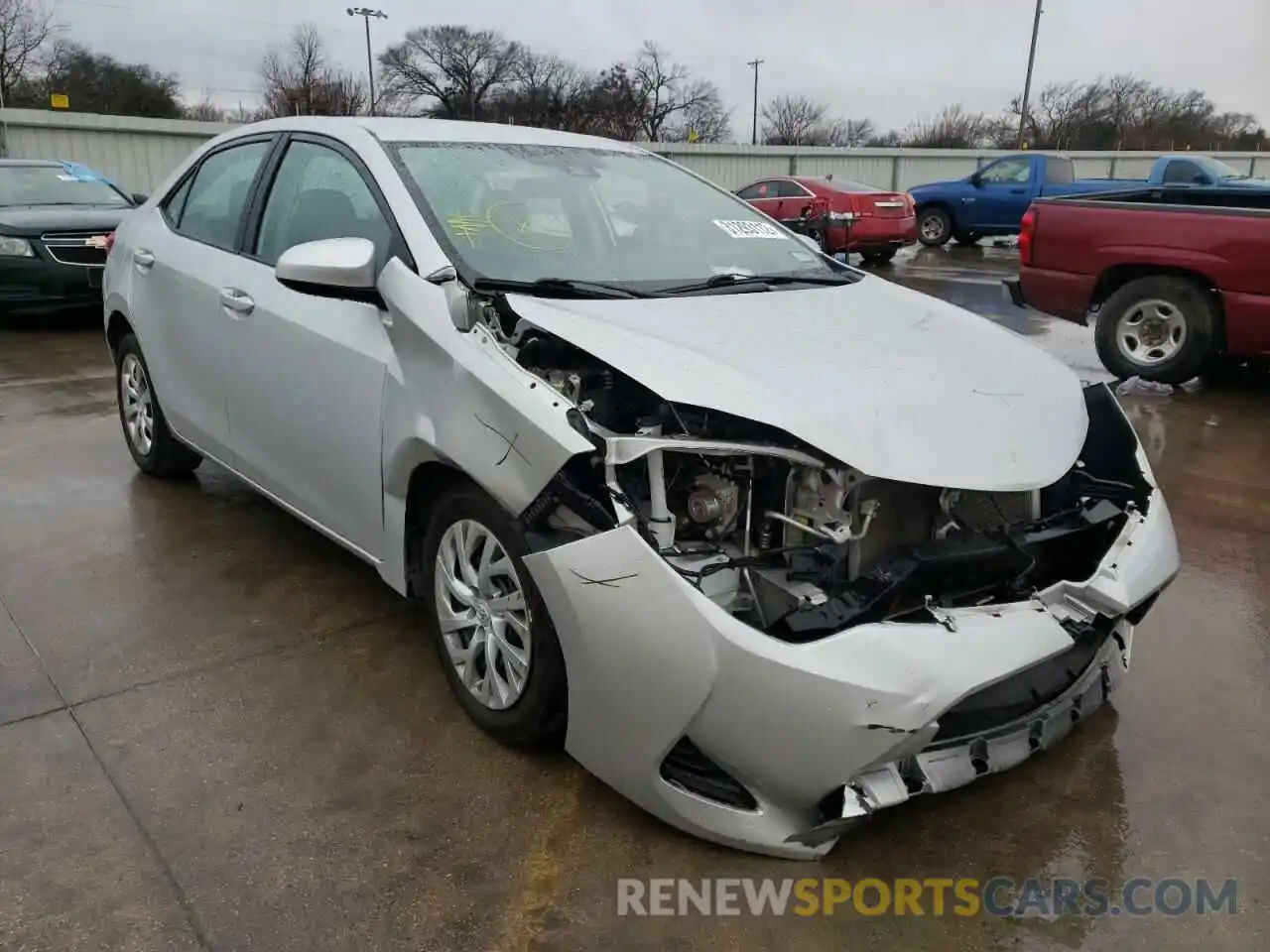 1 Photograph of a damaged car 5YFBURHE4KP921275 TOYOTA COROLLA 2019