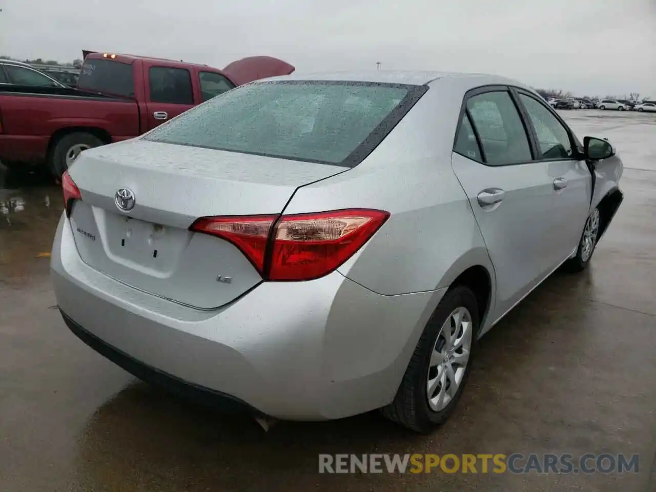 4 Photograph of a damaged car 5YFBURHE4KP921275 TOYOTA COROLLA 2019