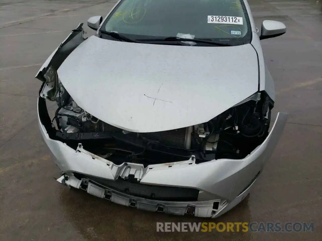 9 Photograph of a damaged car 5YFBURHE4KP921275 TOYOTA COROLLA 2019