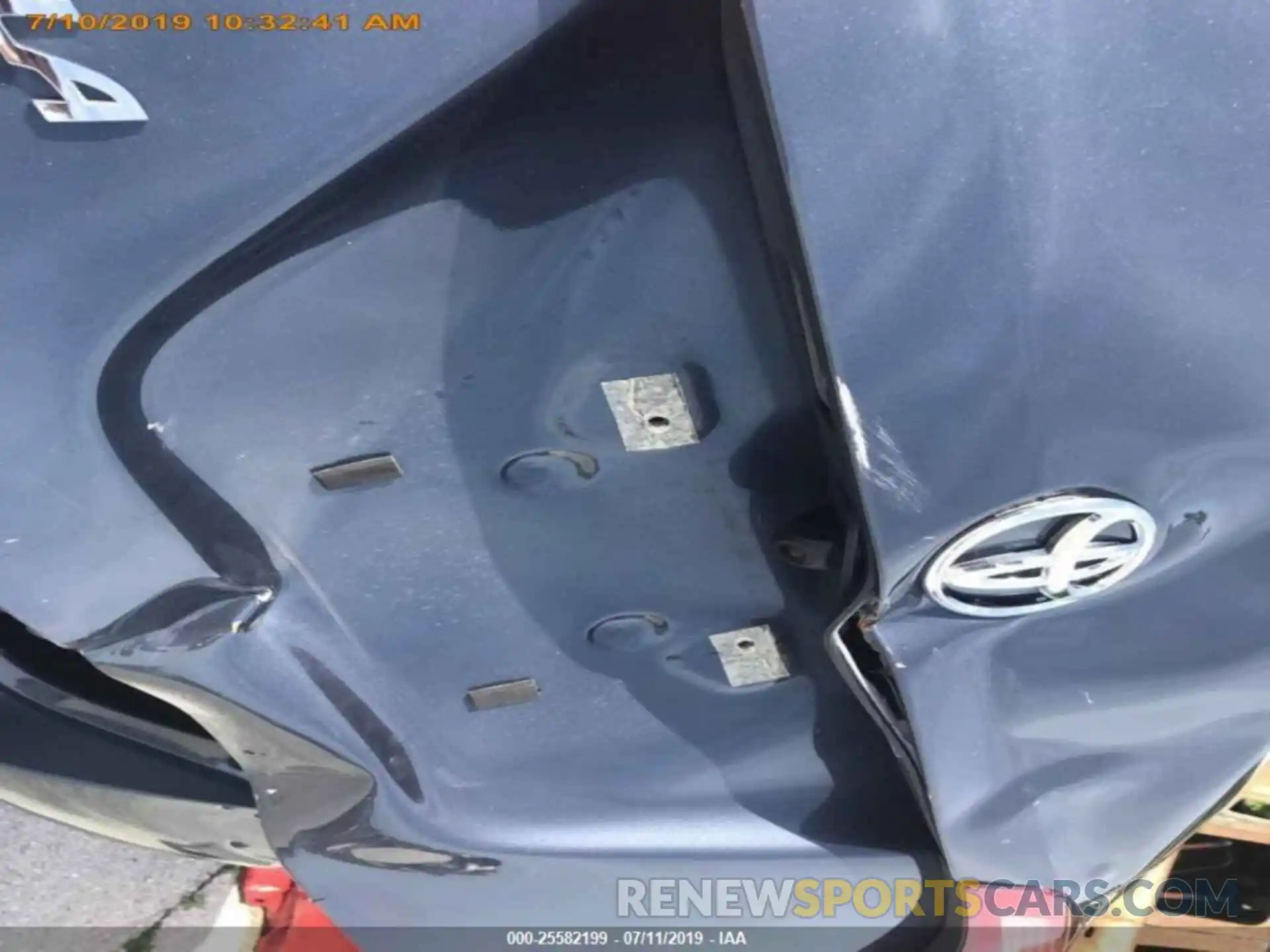 11 Photograph of a damaged car 5YFBURHE4KP921423 TOYOTA COROLLA 2019