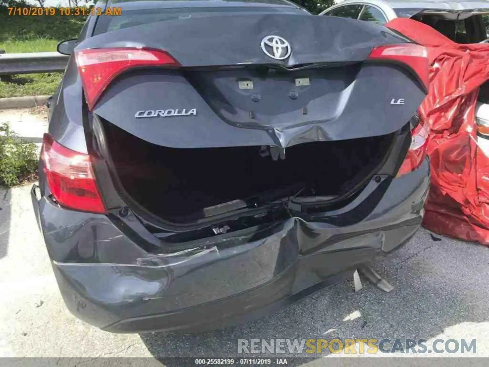 16 Photograph of a damaged car 5YFBURHE4KP921423 TOYOTA COROLLA 2019