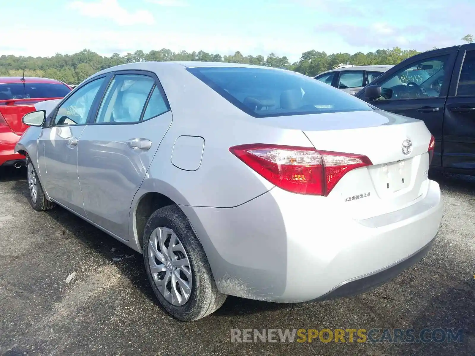 3 Photograph of a damaged car 5YFBURHE4KP921468 TOYOTA COROLLA 2019