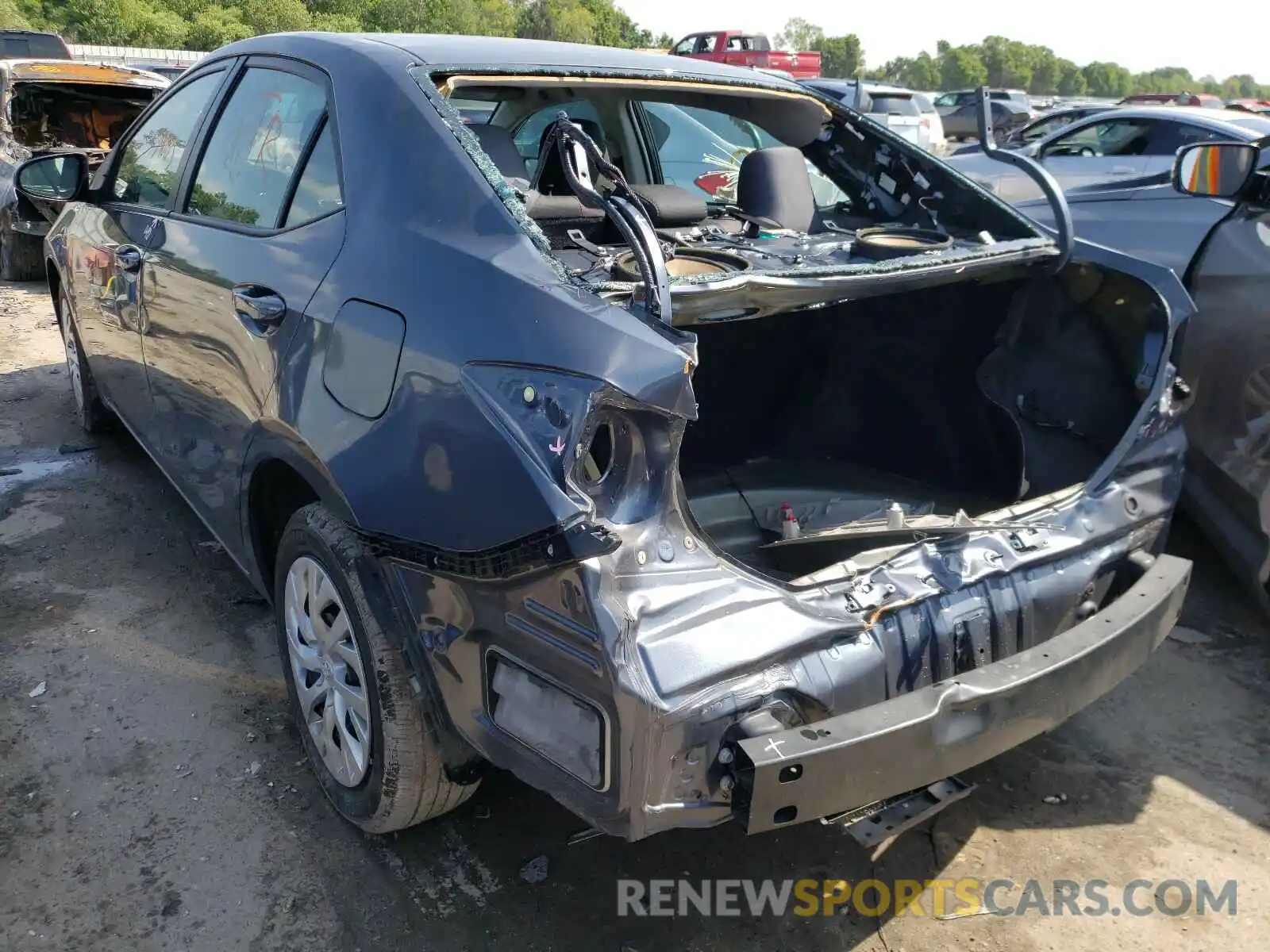 3 Photograph of a damaged car 5YFBURHE4KP922037 TOYOTA COROLLA 2019