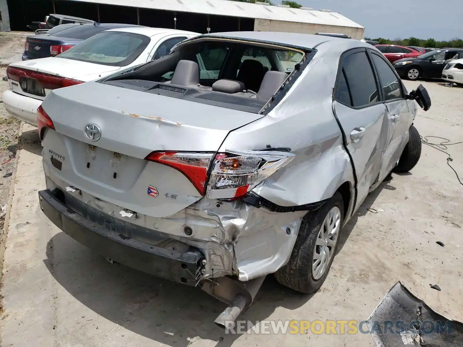 4 Photograph of a damaged car 5YFBURHE4KP922264 TOYOTA COROLLA 2019